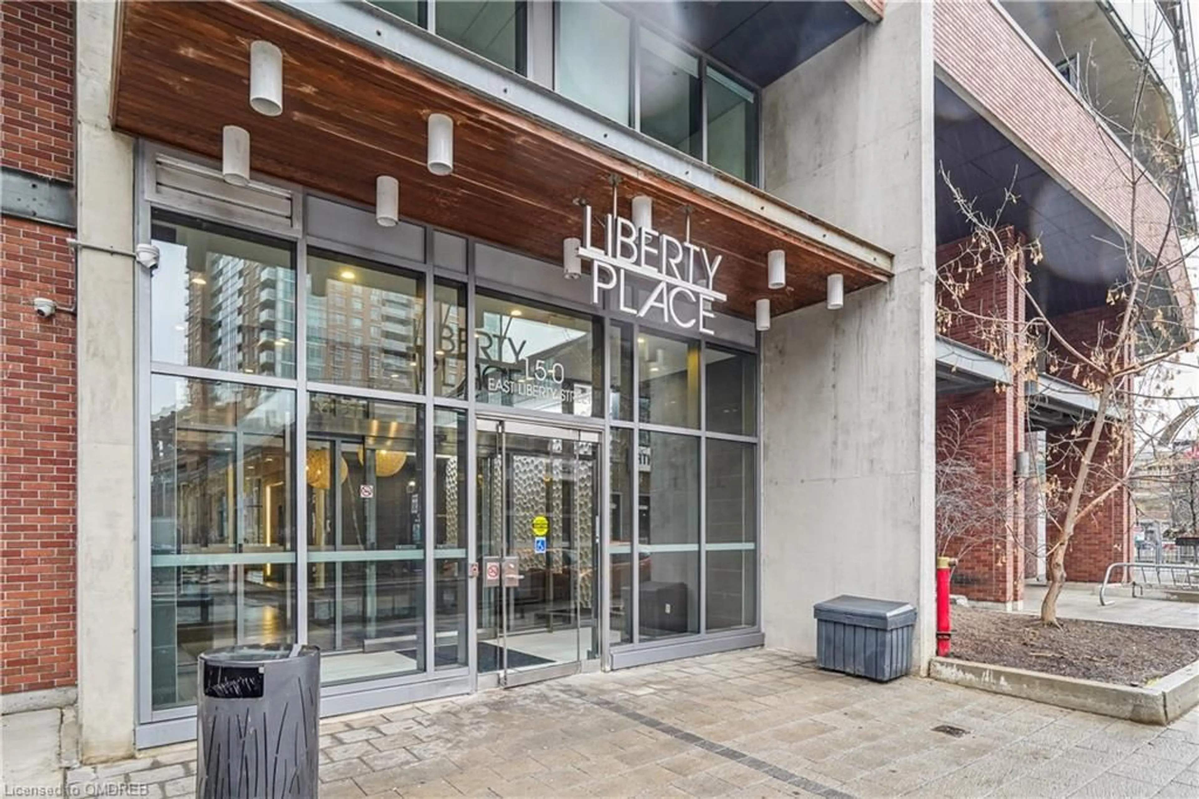 Indoor lobby for 150 East Liberty St #2011, Toronto Ontario M6K 3R5