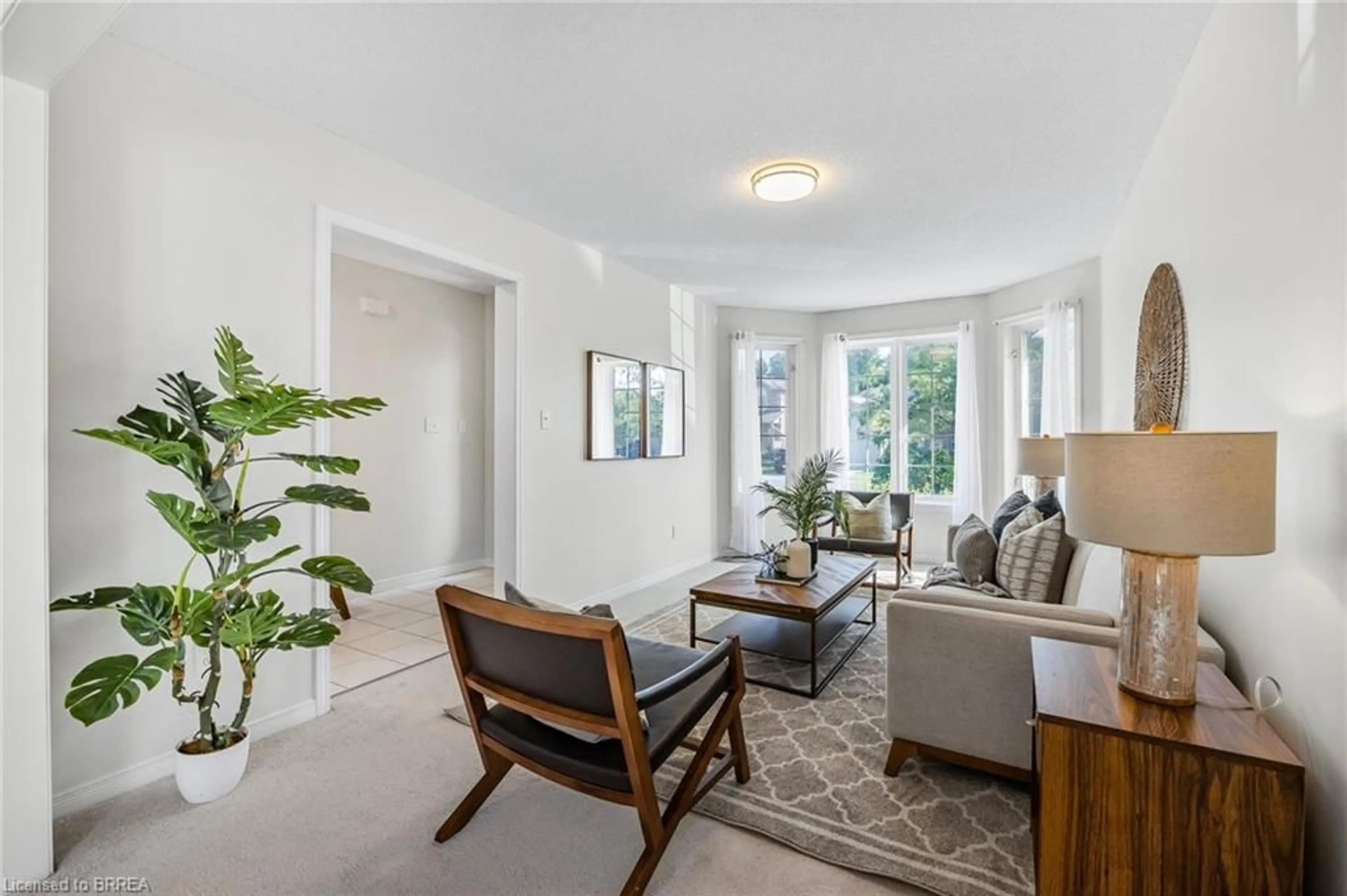 Living room, wood floors for 1230 Lowrie St, Innisfil Ontario L9S 0E5