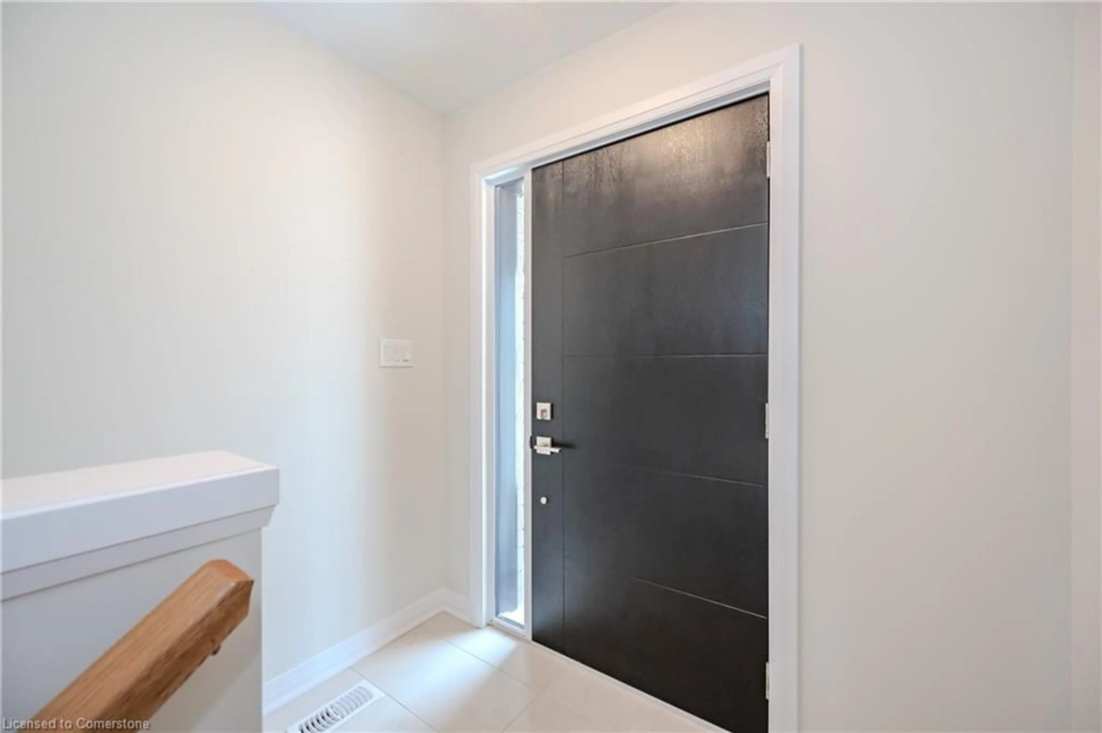 Indoor entryway, not visible floor for 15 Stauffer Woods Trail #J39, Kitchener Ontario N2P 2P4