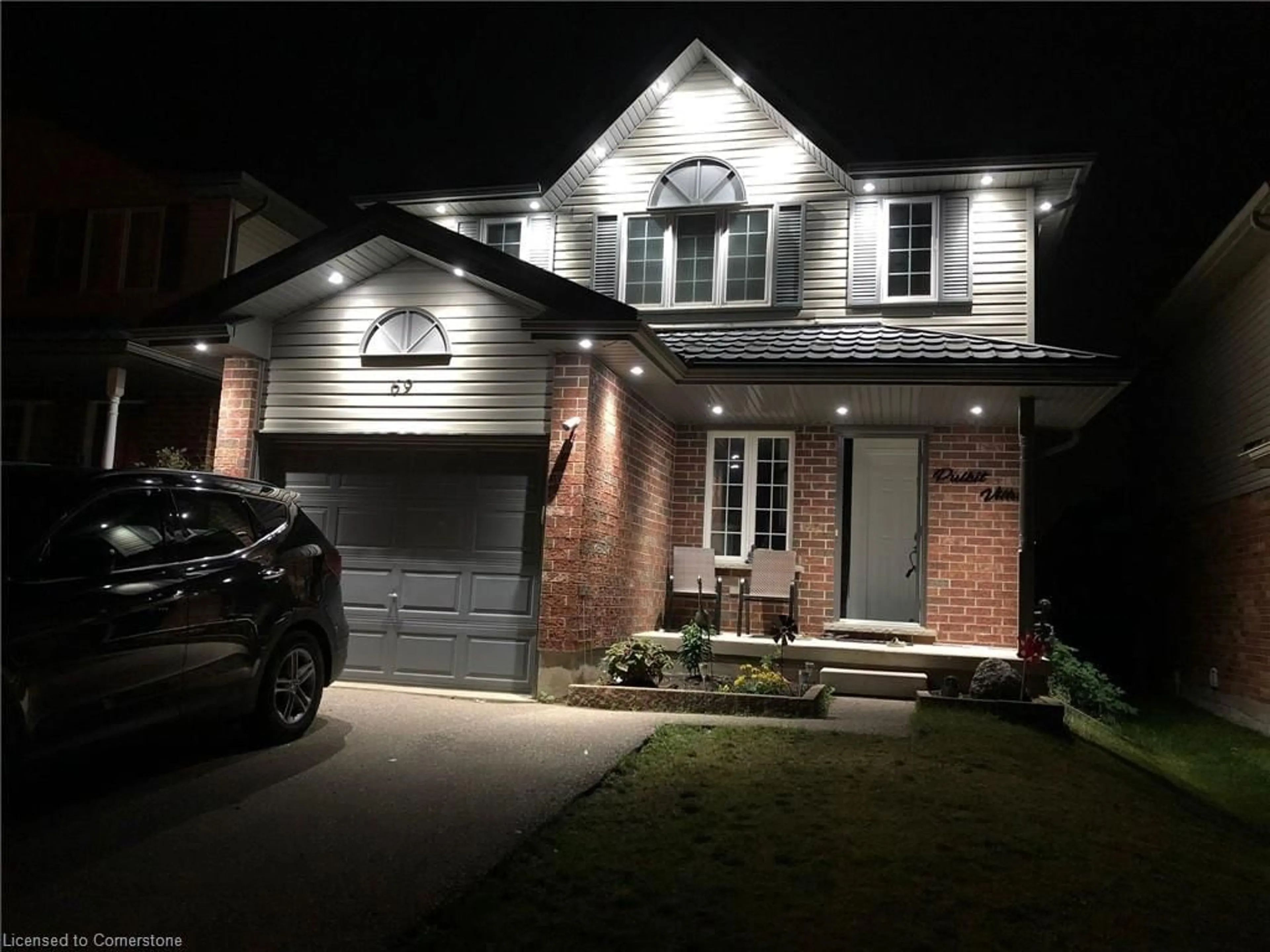 Home with brick exterior material for 69 Rush Meadow St, Kitchener Ontario N2R 1T2