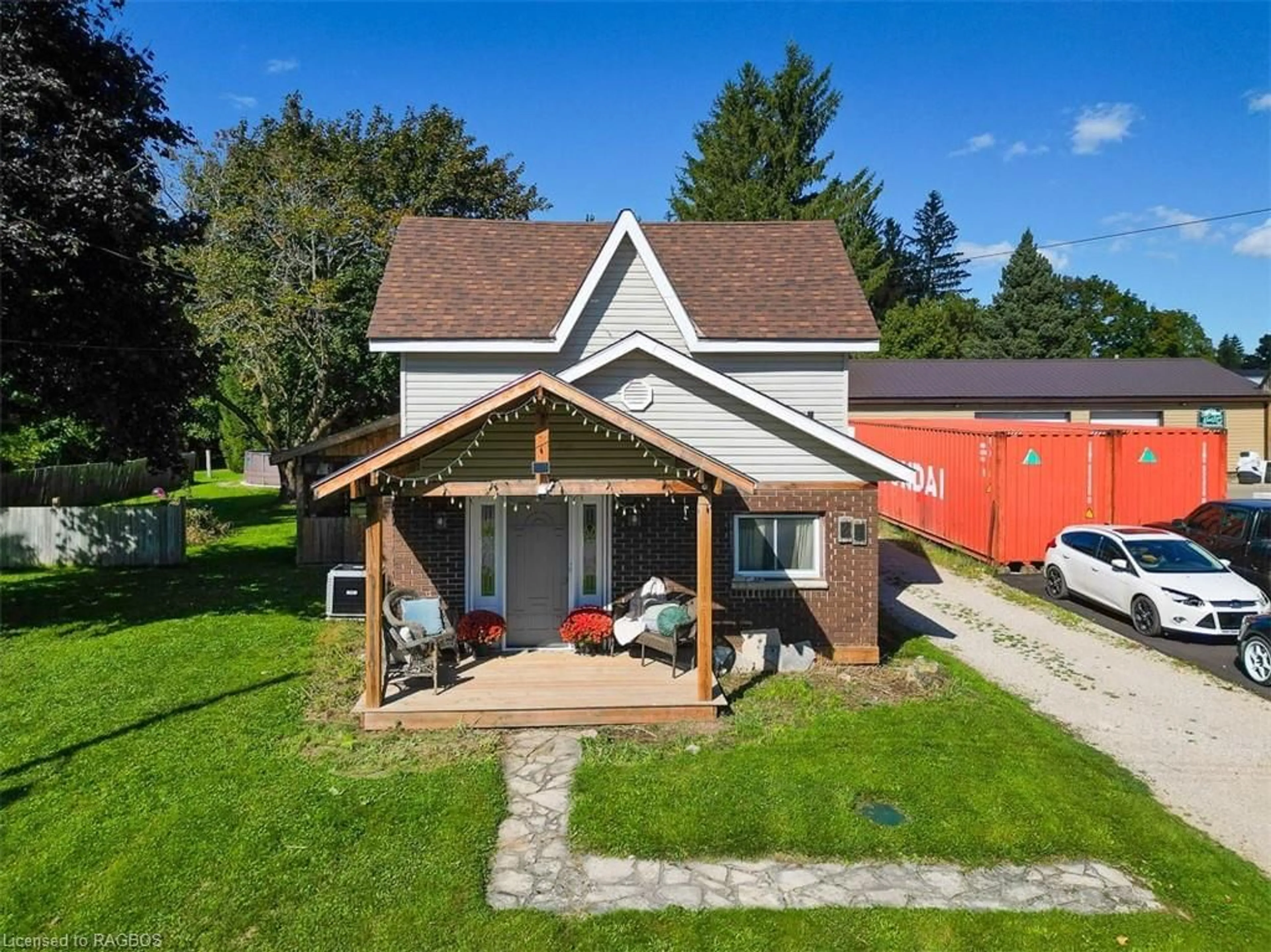 Frontside or backside of a home, cottage for 24 Alexandra Ave, Chatsworth (Twp) Ontario N0H 1G0