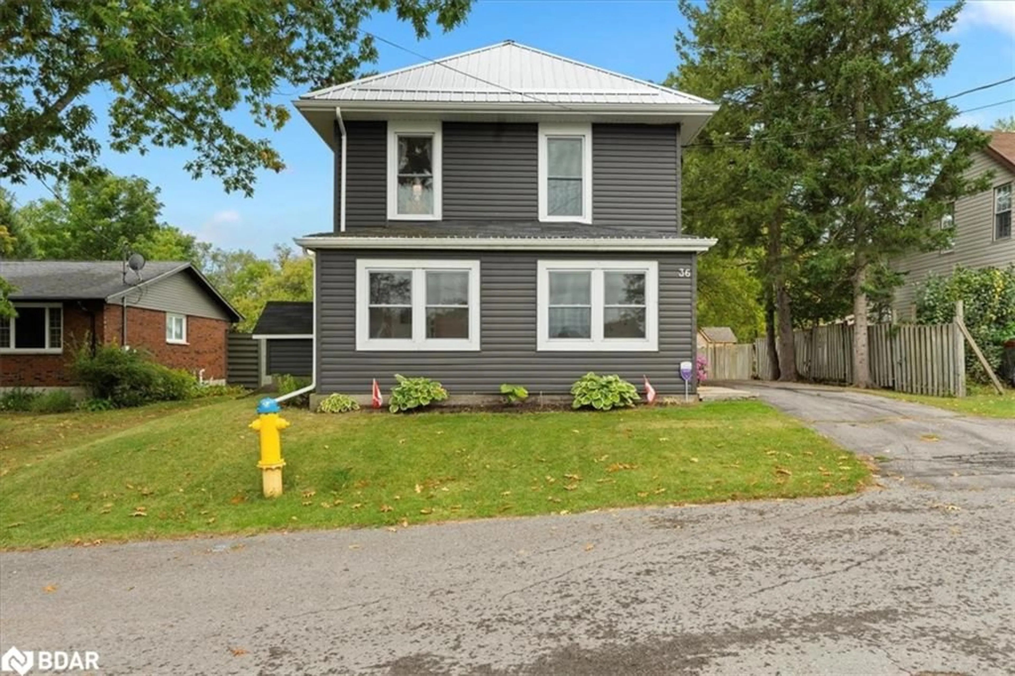 Frontside or backside of a home, cottage for 36 Emma St, Stirling Ontario K0K 3E0