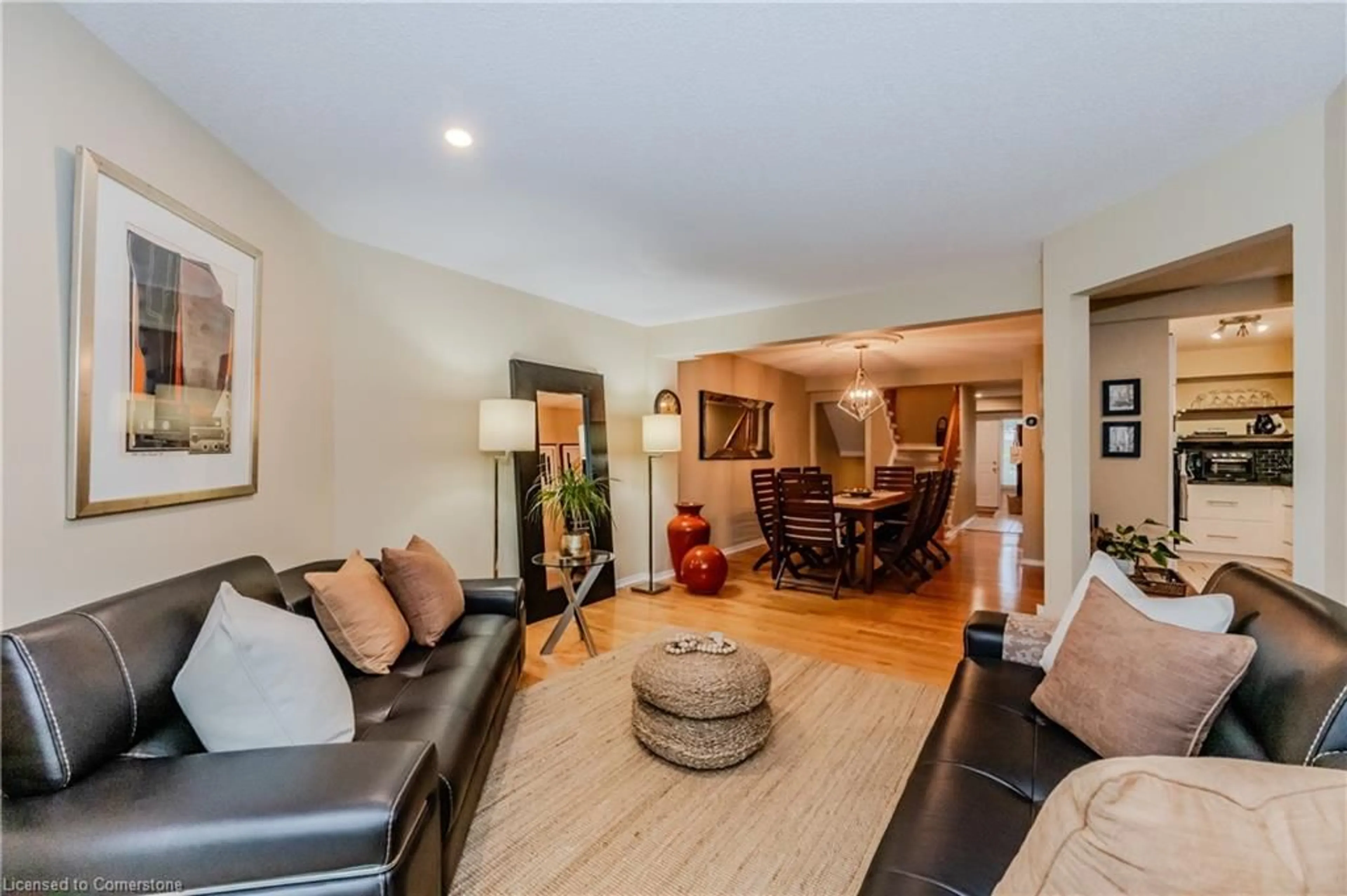 Living room, wood floors for 525 Beechwood Dr #24, Waterloo Ontario N2T 2G7