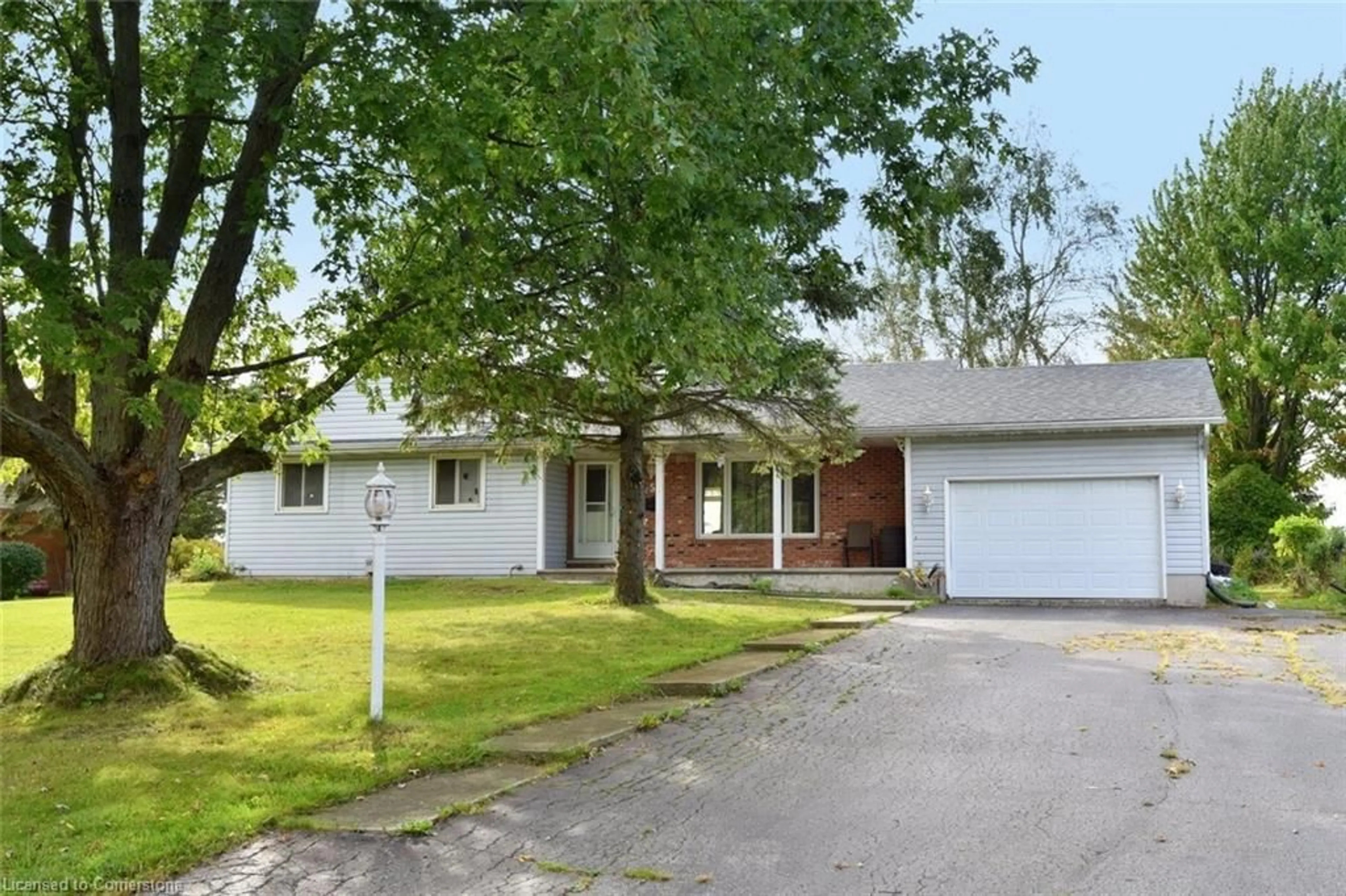 Frontside or backside of a home, cottage for 57 Haldimand Trail Rd, Dunnville Ontario N1A 1X3