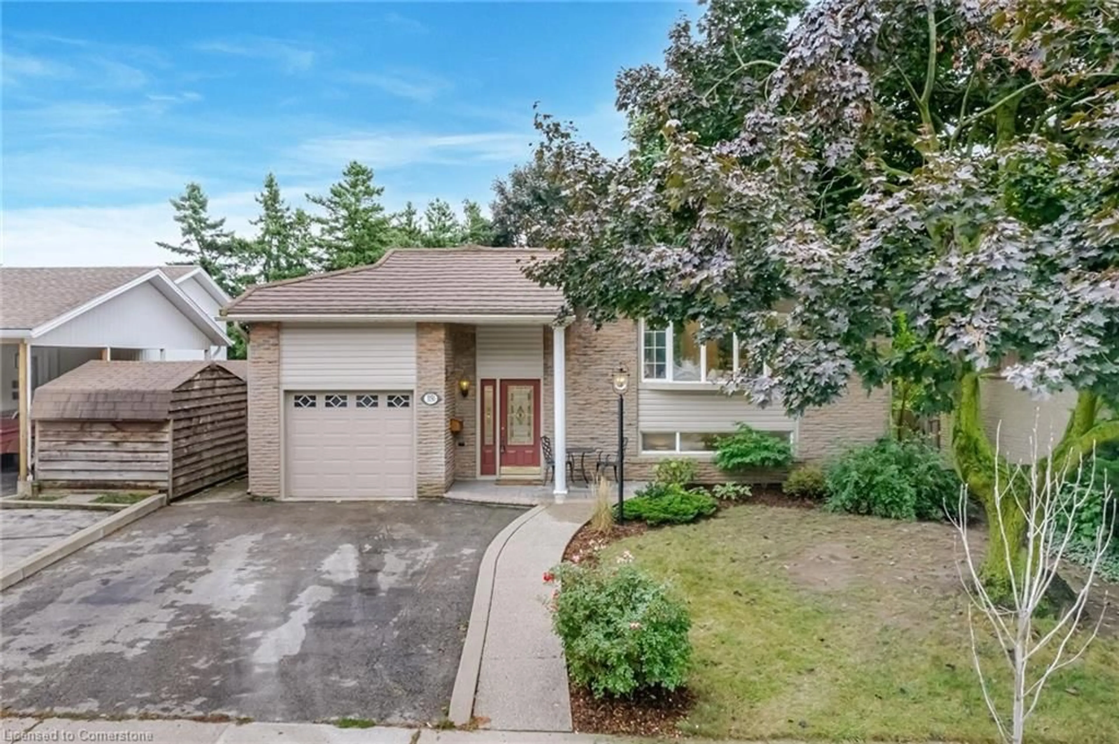 Frontside or backside of a home for 3150 Bentworth Dr, Burlington Ontario L7M 1M2