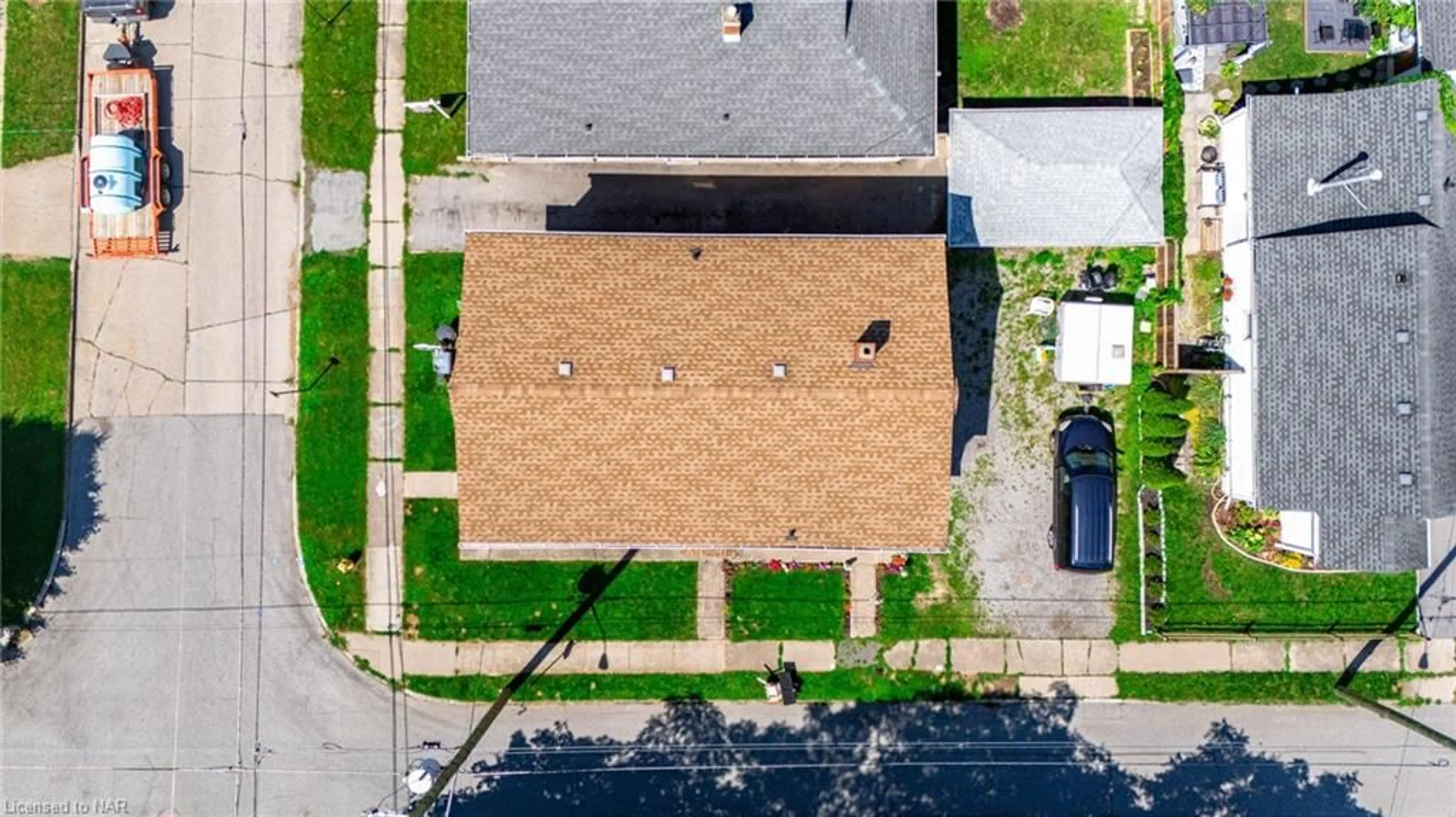 Frontside or backside of a home, the street view for 7 Bartlett St, St. Catharines Ontario L2M 5K5