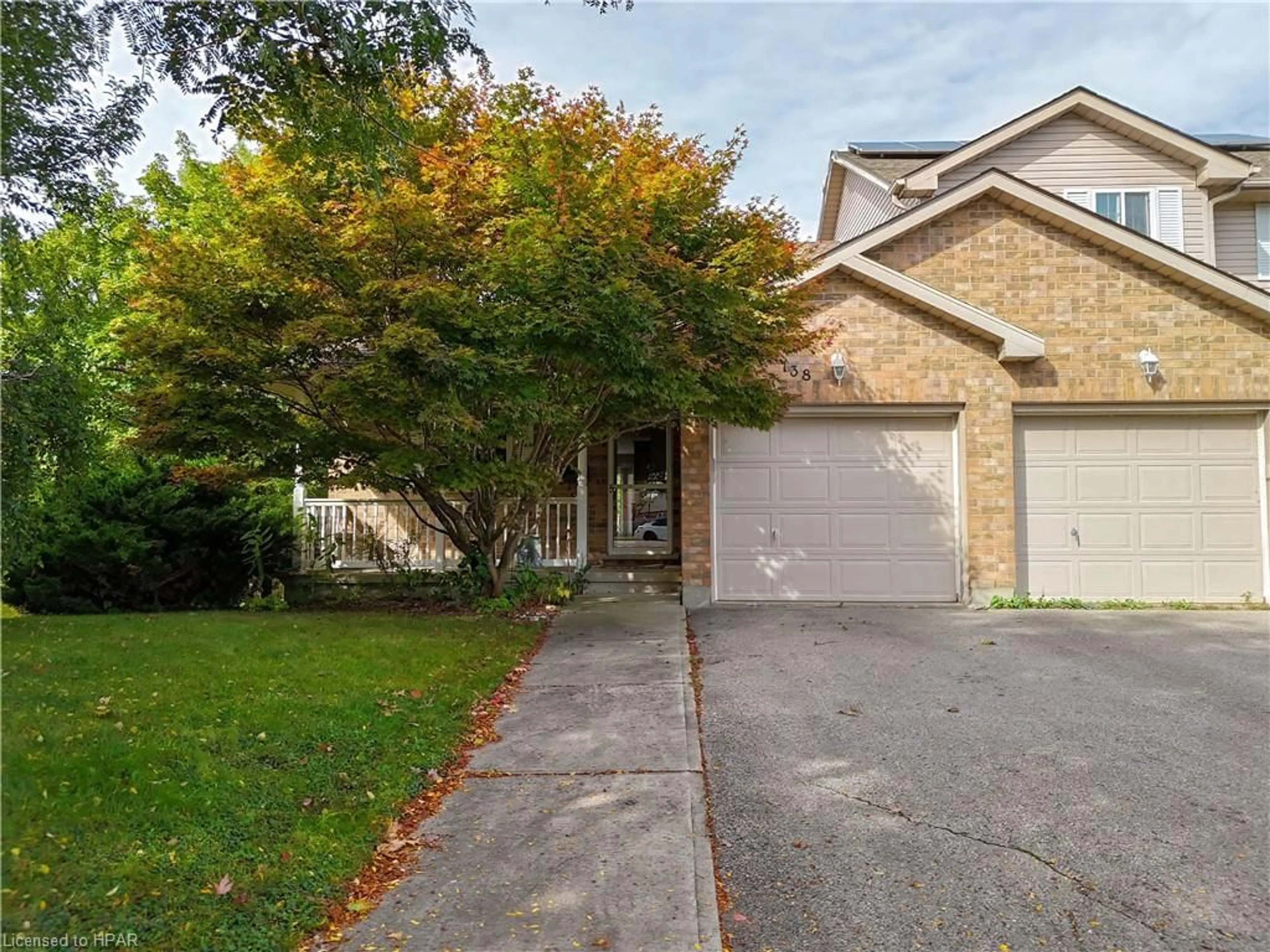 A pic from exterior of the house or condo, the street view for 138 Athlone Cres, Stratford Ontario N4Z 1H9