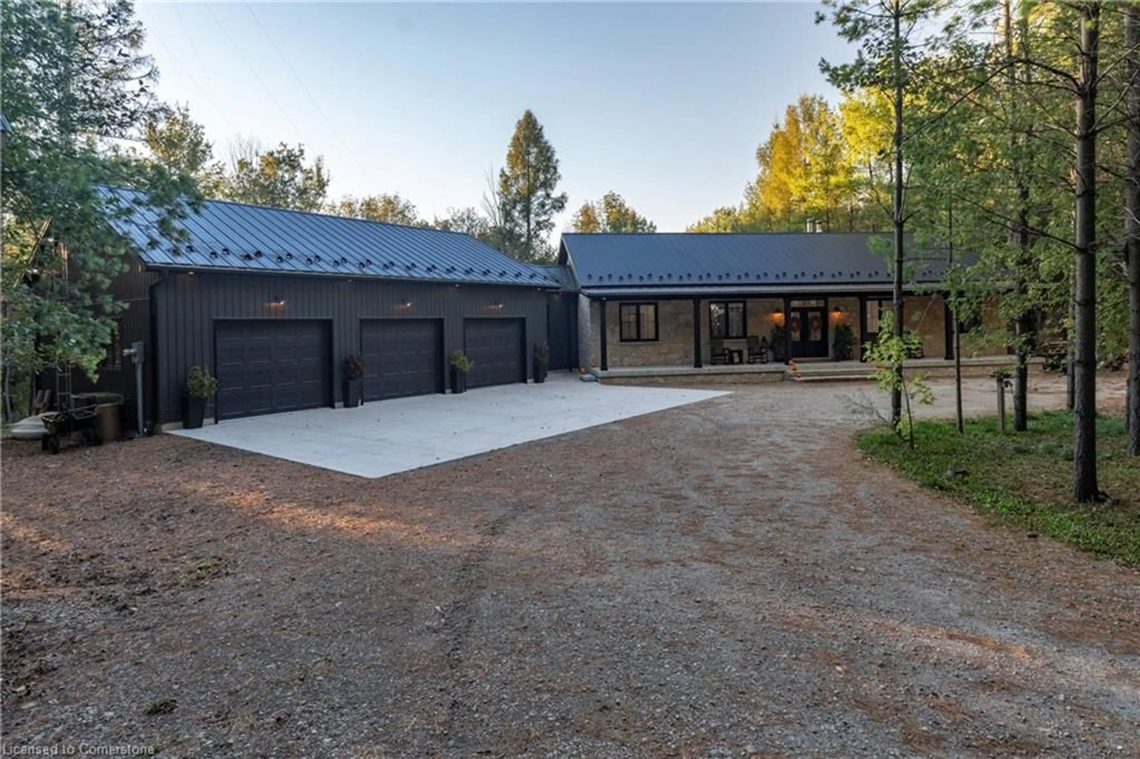 Indoor garage, cement floor for 7404 Wellington Road 11 Rd, Drayton Ontario N0G 2K0