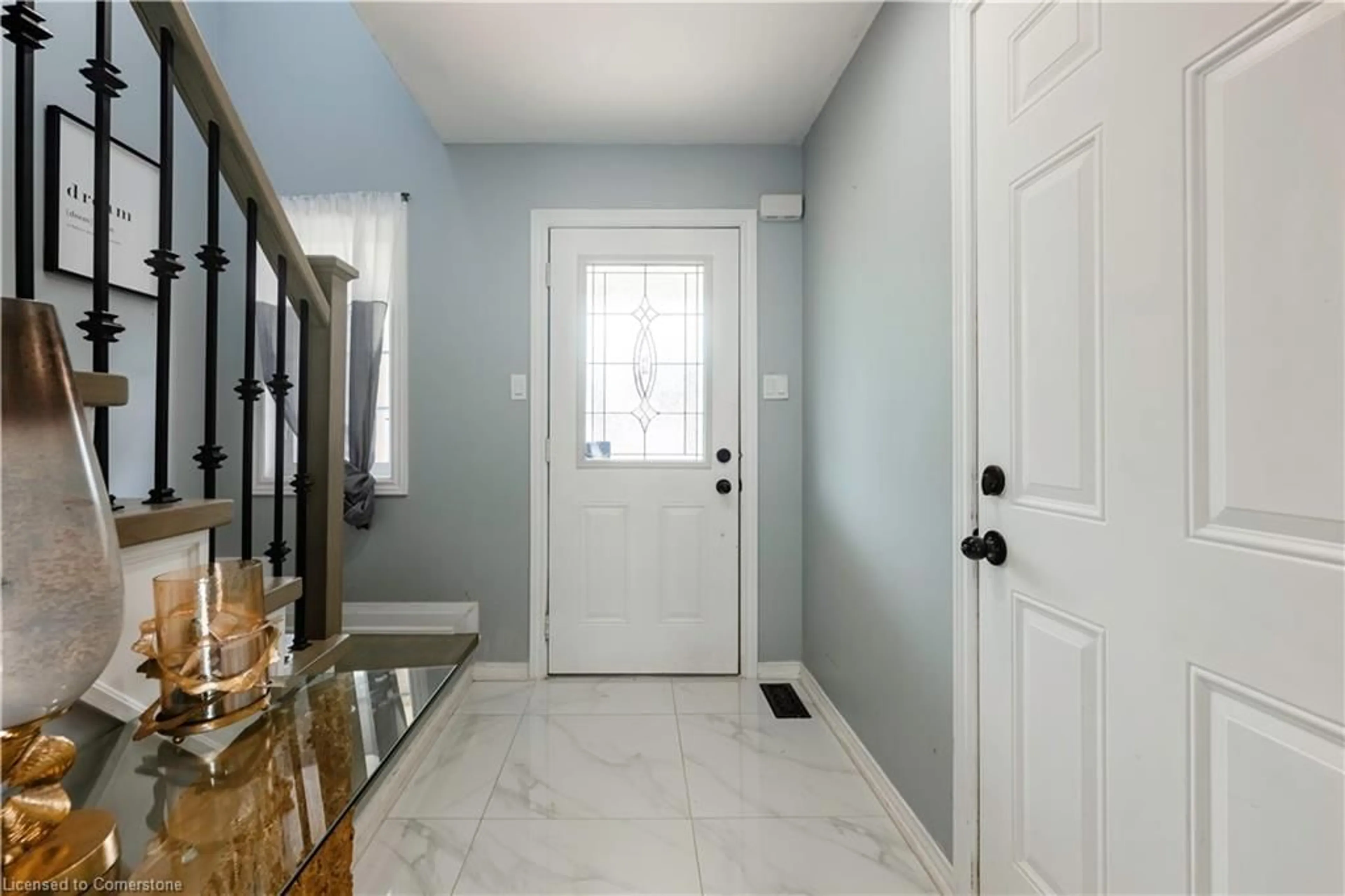 Indoor entryway, wood floors for 105 Joshua Rd, Orangeville Ontario L9W 4W2