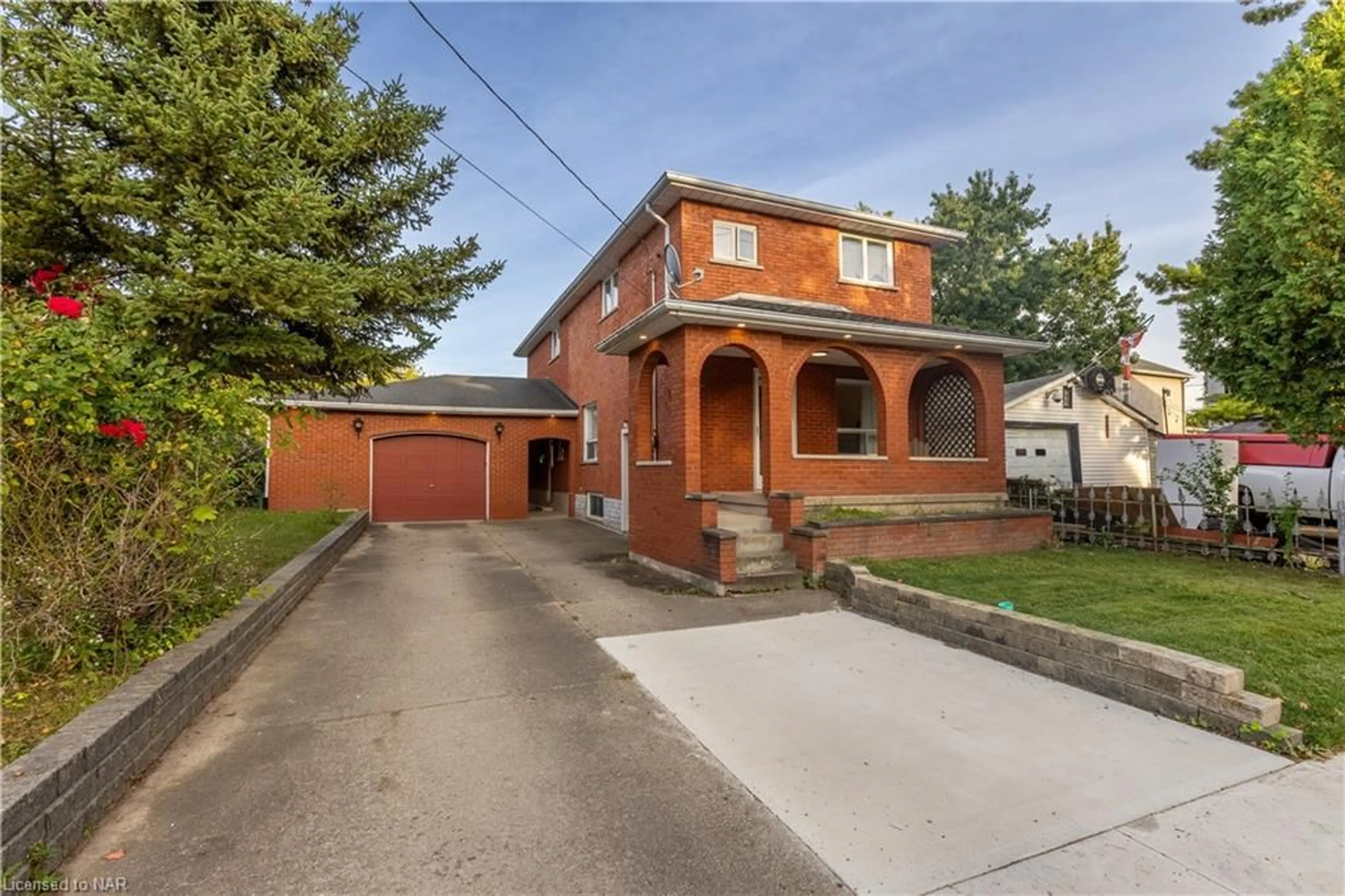 Frontside or backside of a home, the street view for 110 Garner Ave, Welland Ontario L3B 2X9