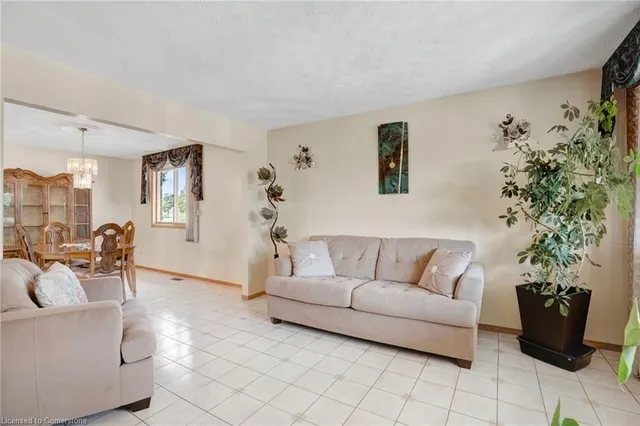 Additional property image - 2 Mark Pl