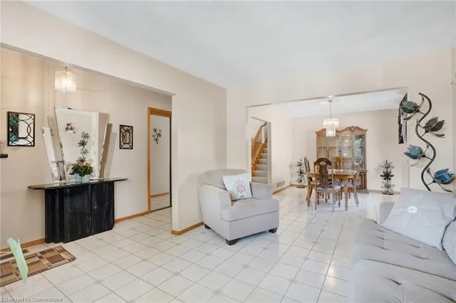 Additional property image - 2 Mark Pl