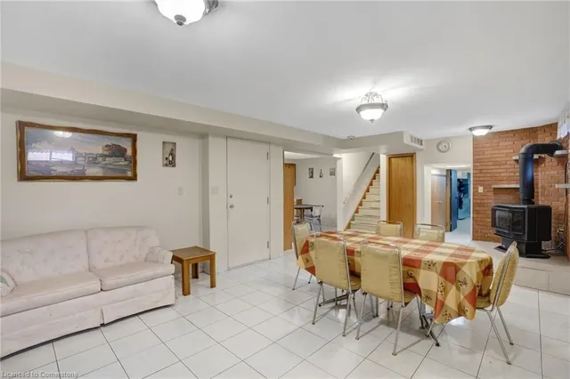 Additional property image - 2 Mark Pl