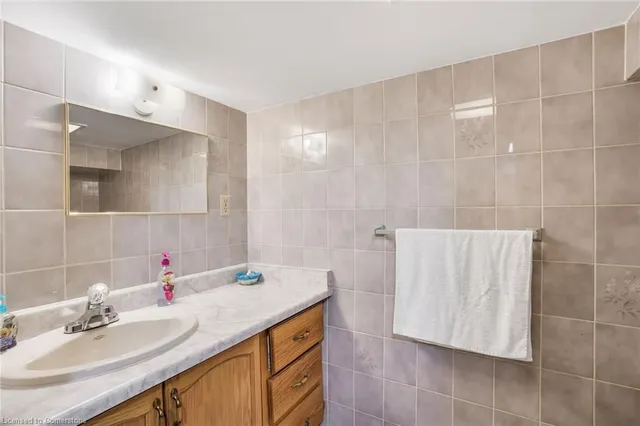Additional property image - 2 Mark Pl