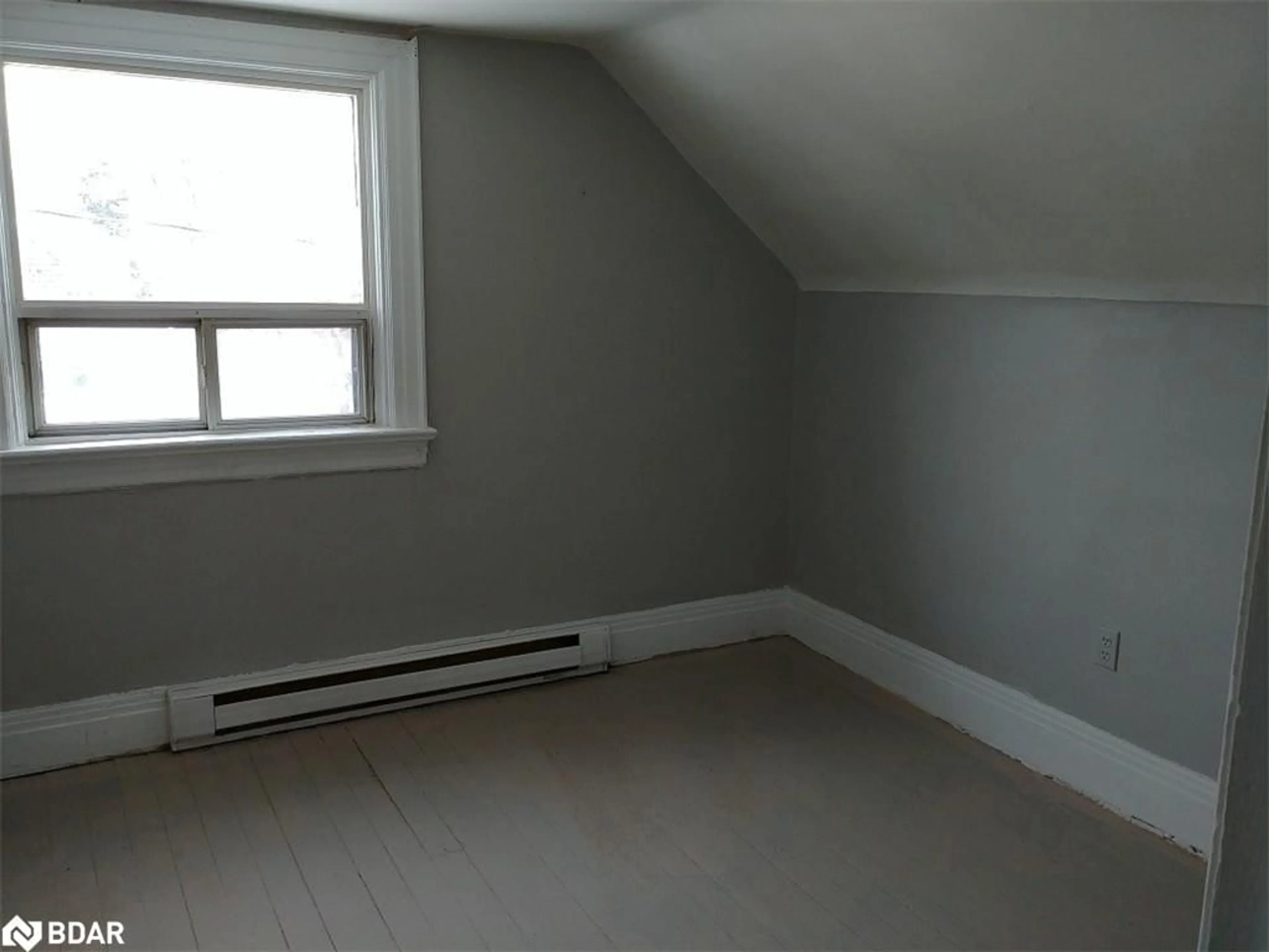 A pic of a room, not visible floor for 55 John St, Barrie Ontario L4N 2K2