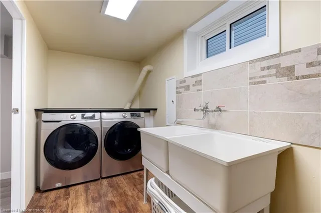 Additional property image - 17 Dundas St