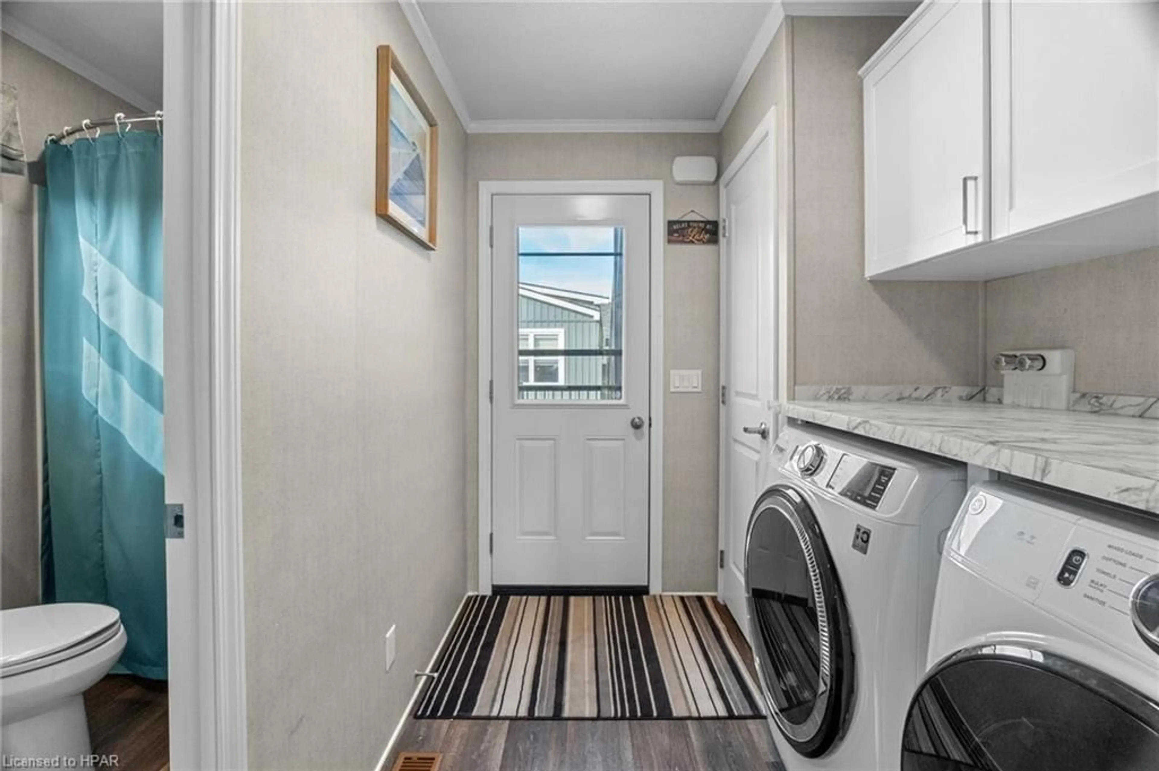 Laundry room for 77683 Bluewater Hwy, Bayfield Ontario N0M 1G0