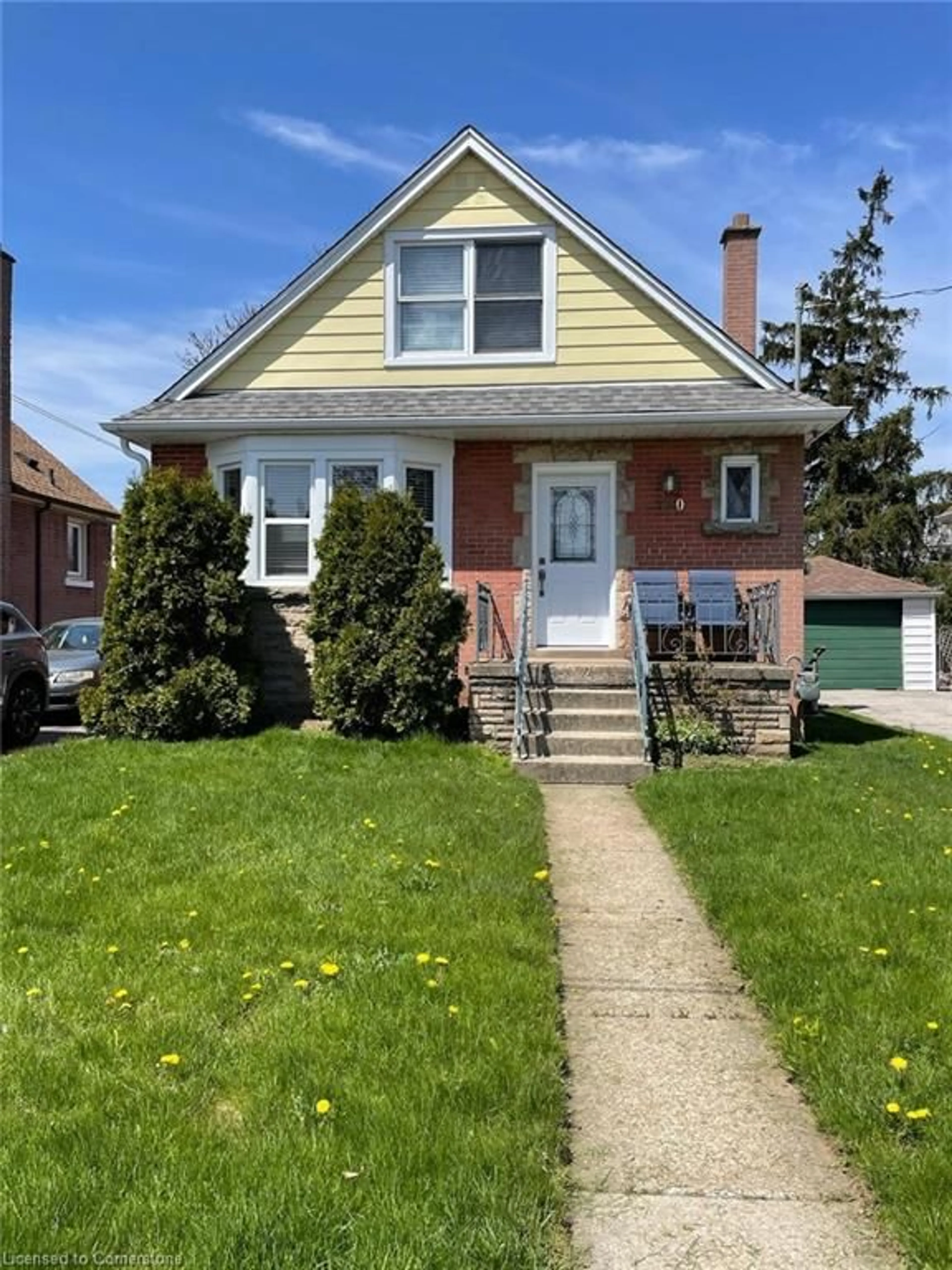 Frontside or backside of a home for 220 Glencairn Ave, Hamilton Ontario L8K 3P2