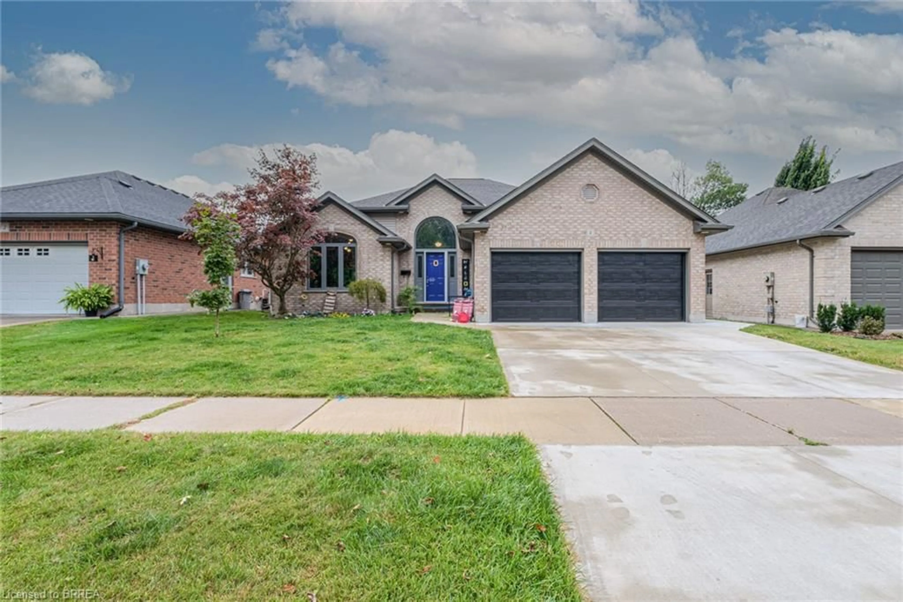 Frontside or backside of a home, the street view for 4 Norsworthy Lane, Ingersoll Ontario N5C 4G5