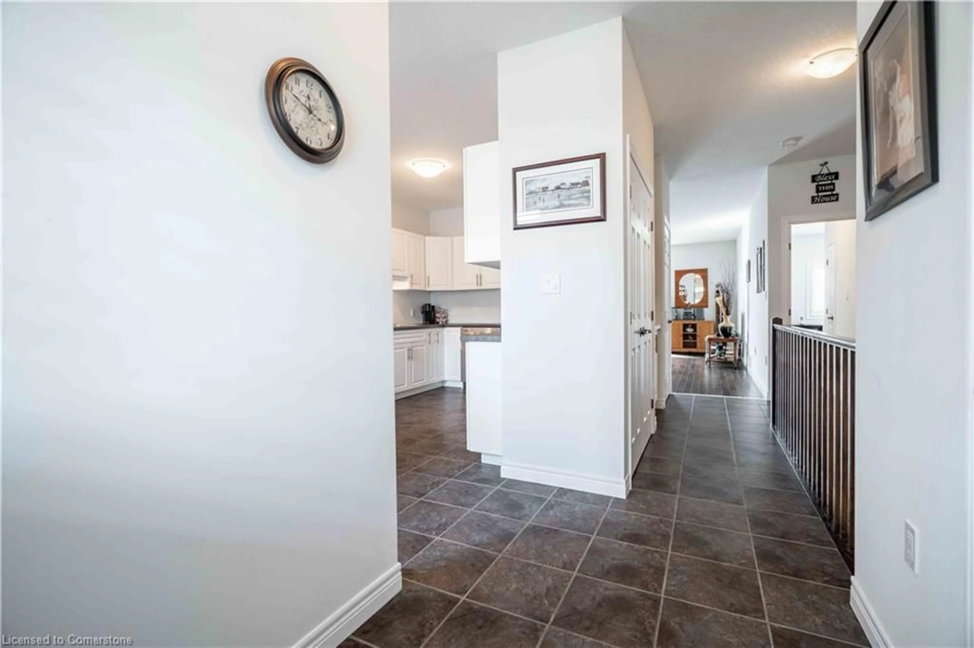 Indoor entryway, wood floors for 8 Hillgartner Lane, Binbrook Ontario L0R 1C0