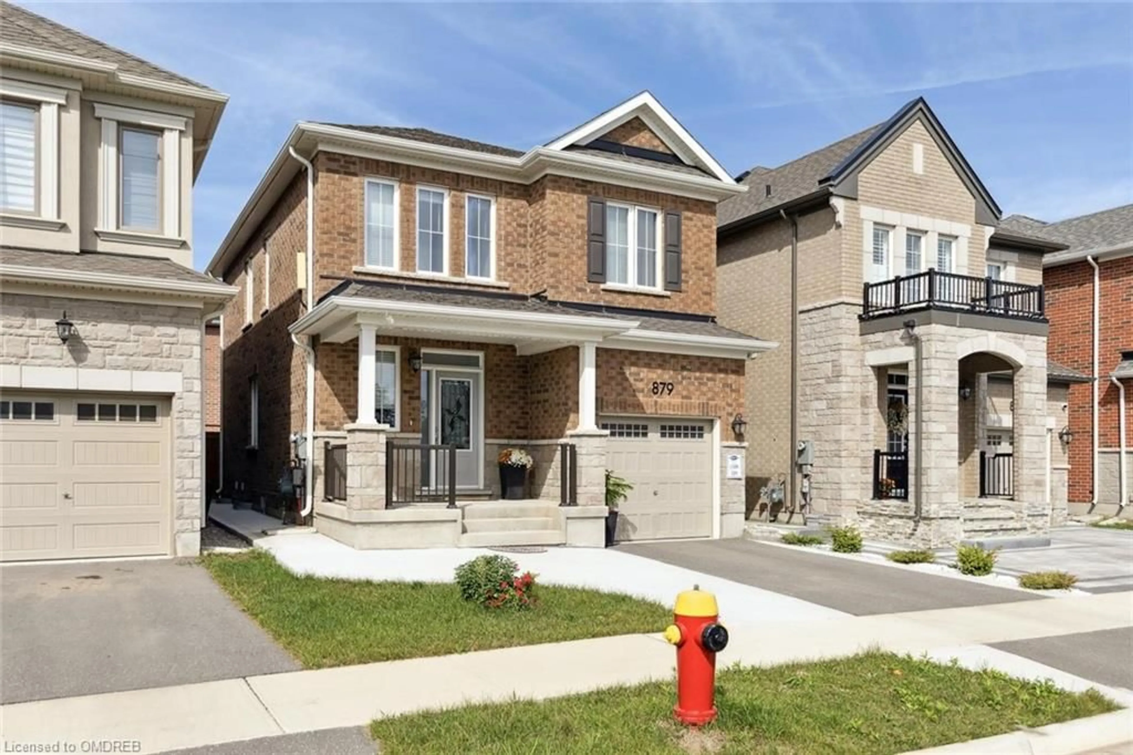 Home with brick exterior material for 879 Hickory Cres, Milton Ontario L9E 1P4