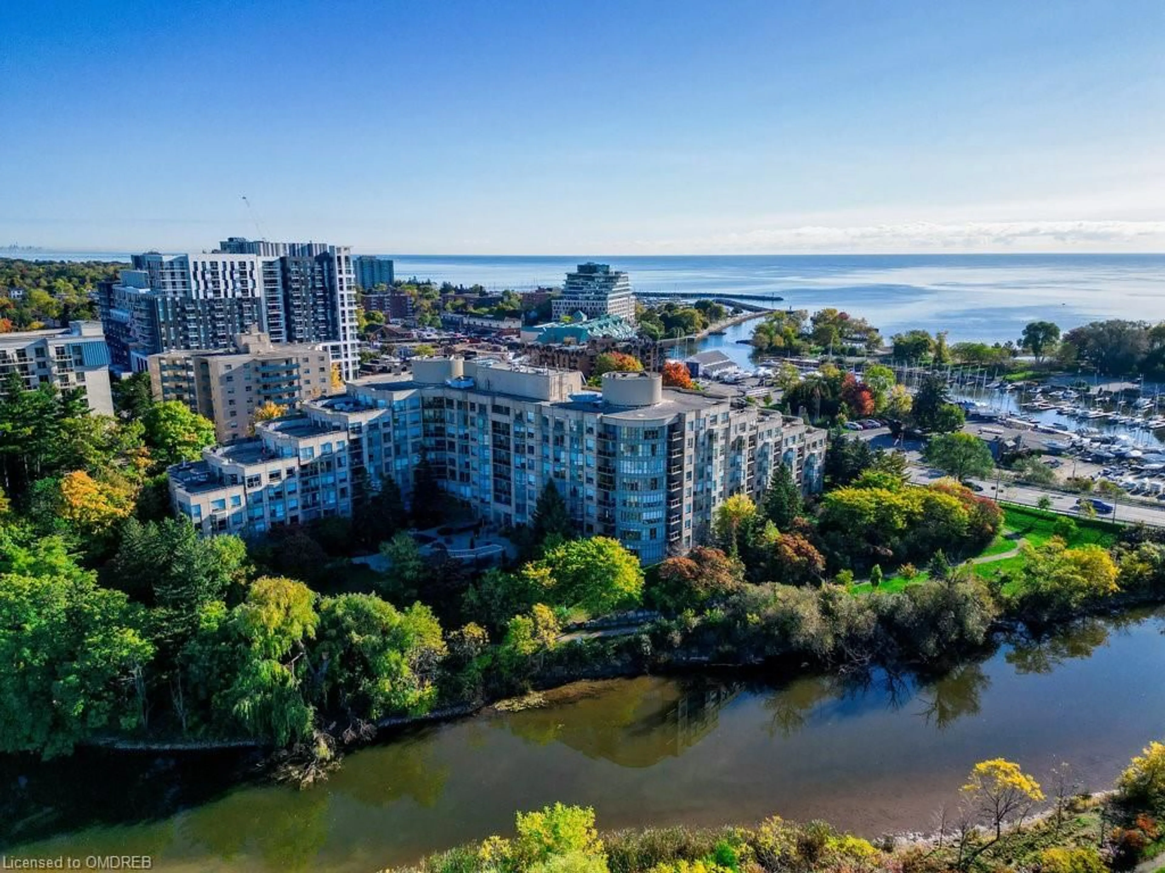 A pic from exterior of the house or condo, the view of lake or river for 2511 Lakeshore Rd #810, Oakville Ontario L6L 6L9