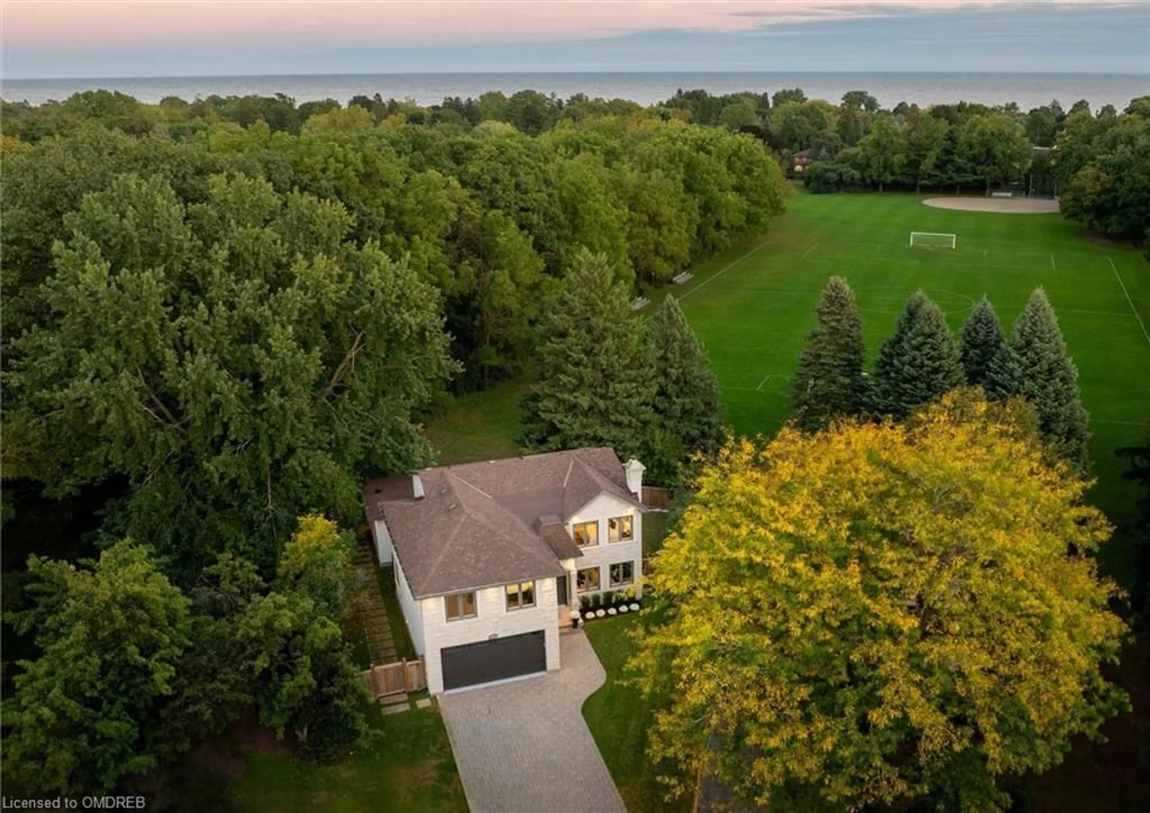 Lakeview for 2410 Breton Close, Oakville Ontario L6J 5N8