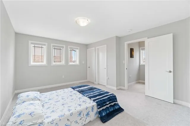 Additional property image - 126 Laguna Village Cres