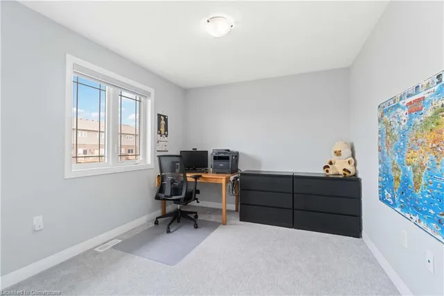 Additional property image - 126 Laguna Village Cres