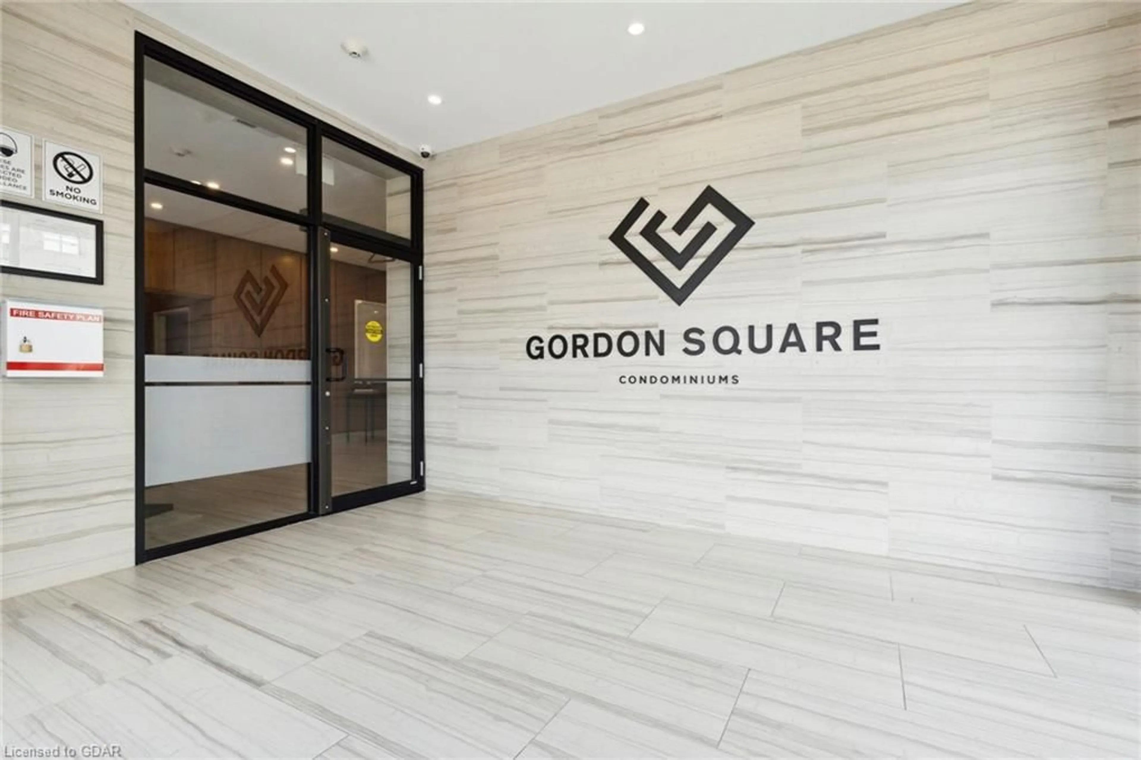 Indoor lobby, ceramic floors for 1878 Gordon St #308, Guelph Ontario N1L 0P4