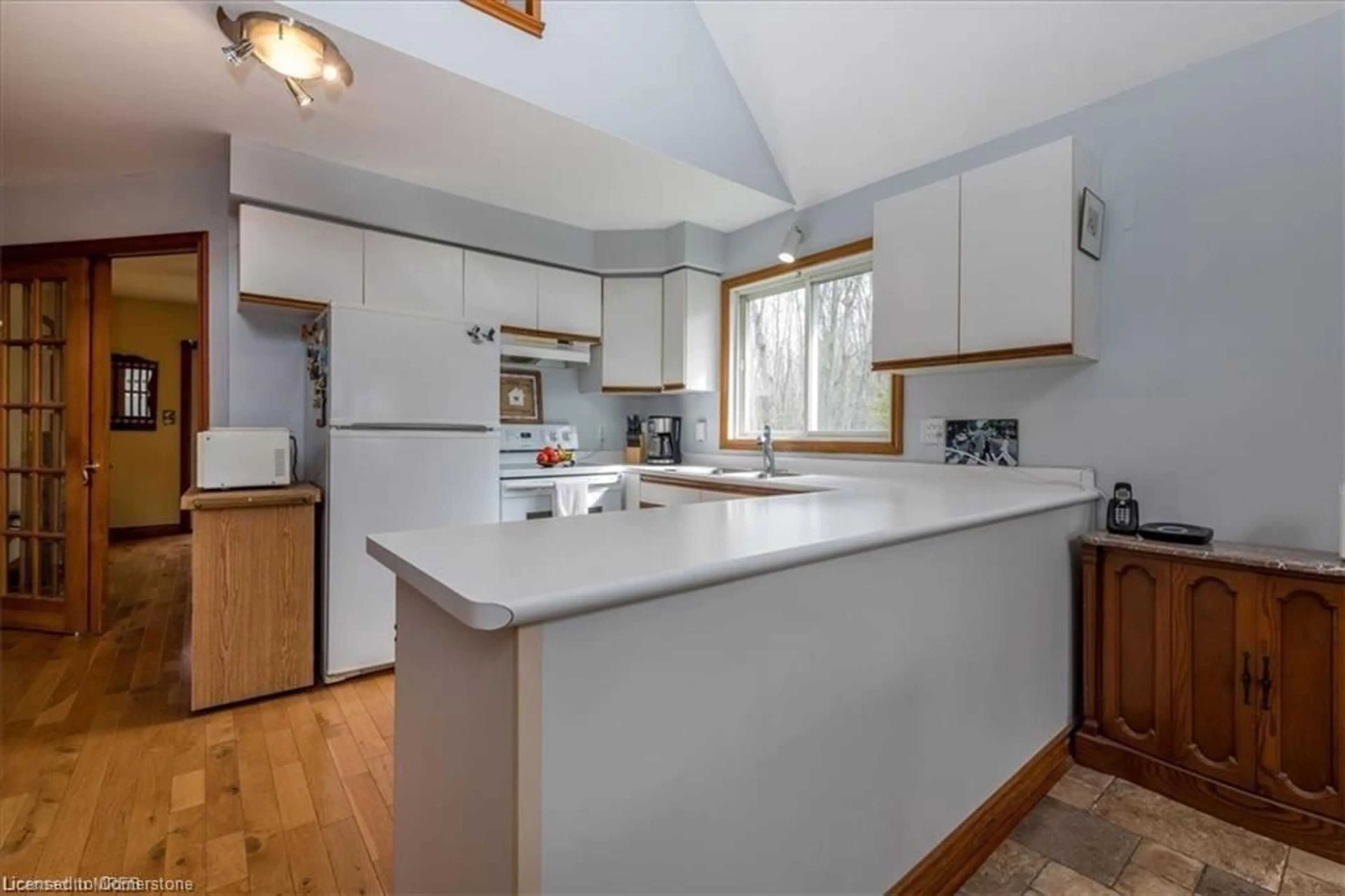 Kitchen, wood floors, cottage for 4264 Lakeview Dr, Ramara Ontario L3V 0S2