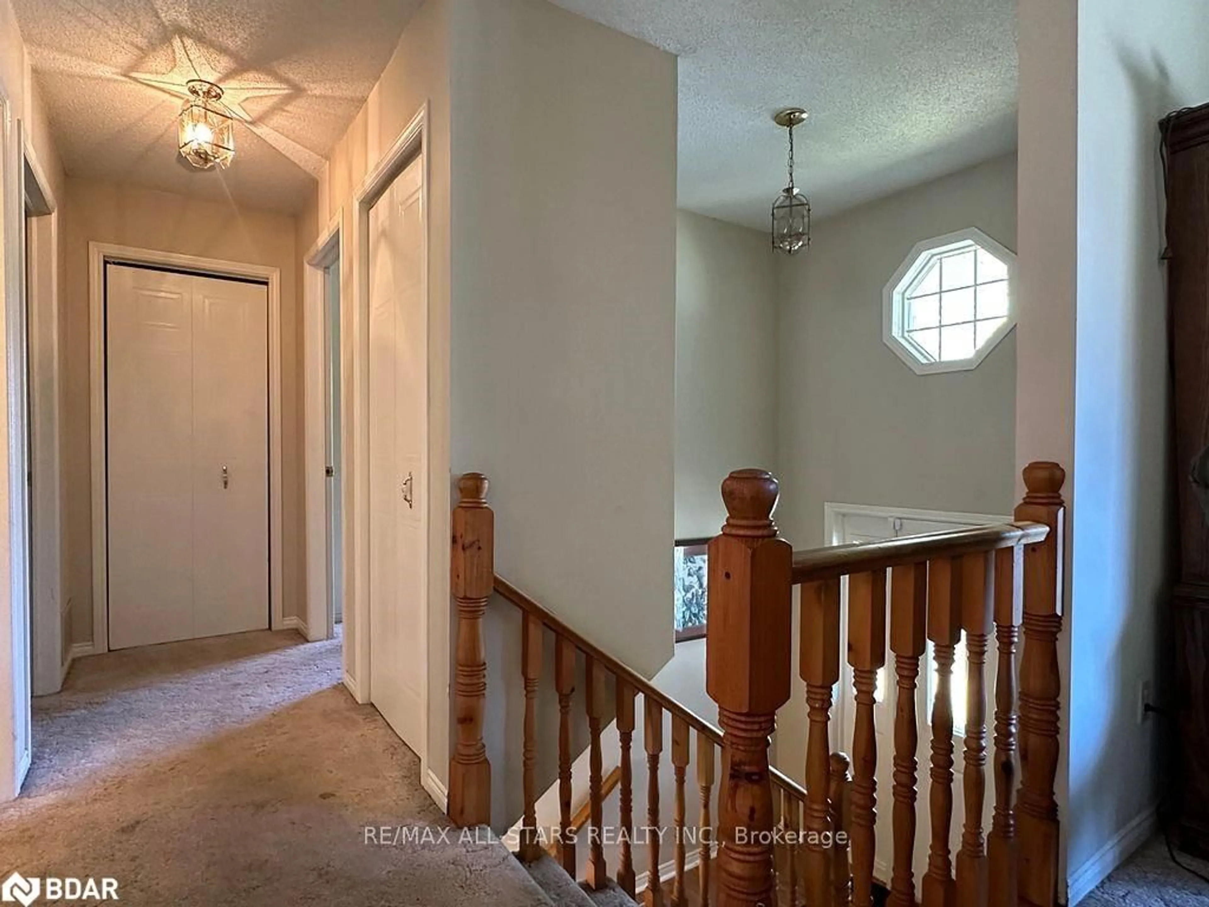 Indoor entryway, not visible floor for 45 Cedartree Lane, Bobcaygeon Ontario K0M 1A0