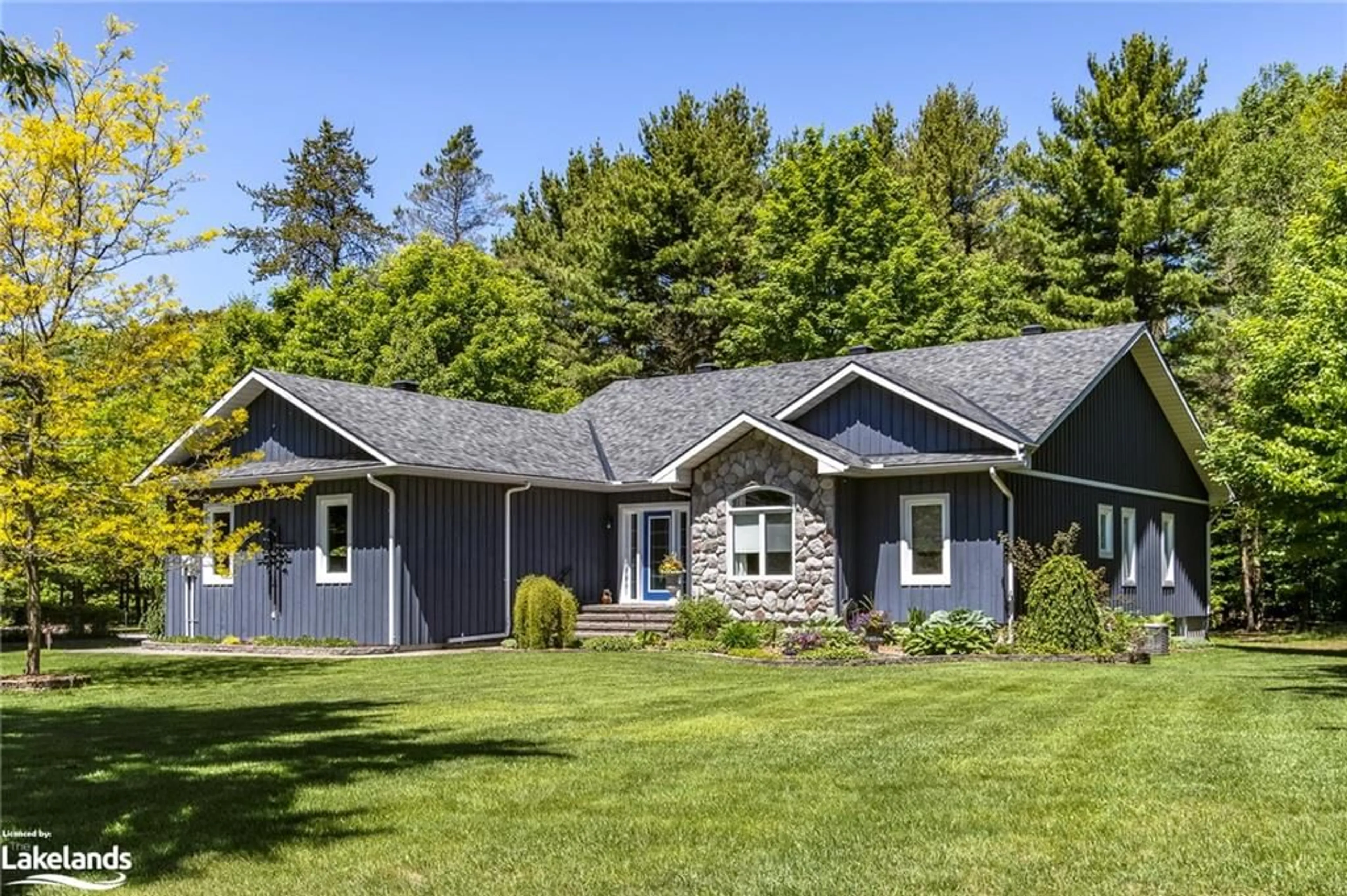 Frontside or backside of a home, cottage for 65 Mourning Dove Trail, Tiny Ontario L0L 2J0