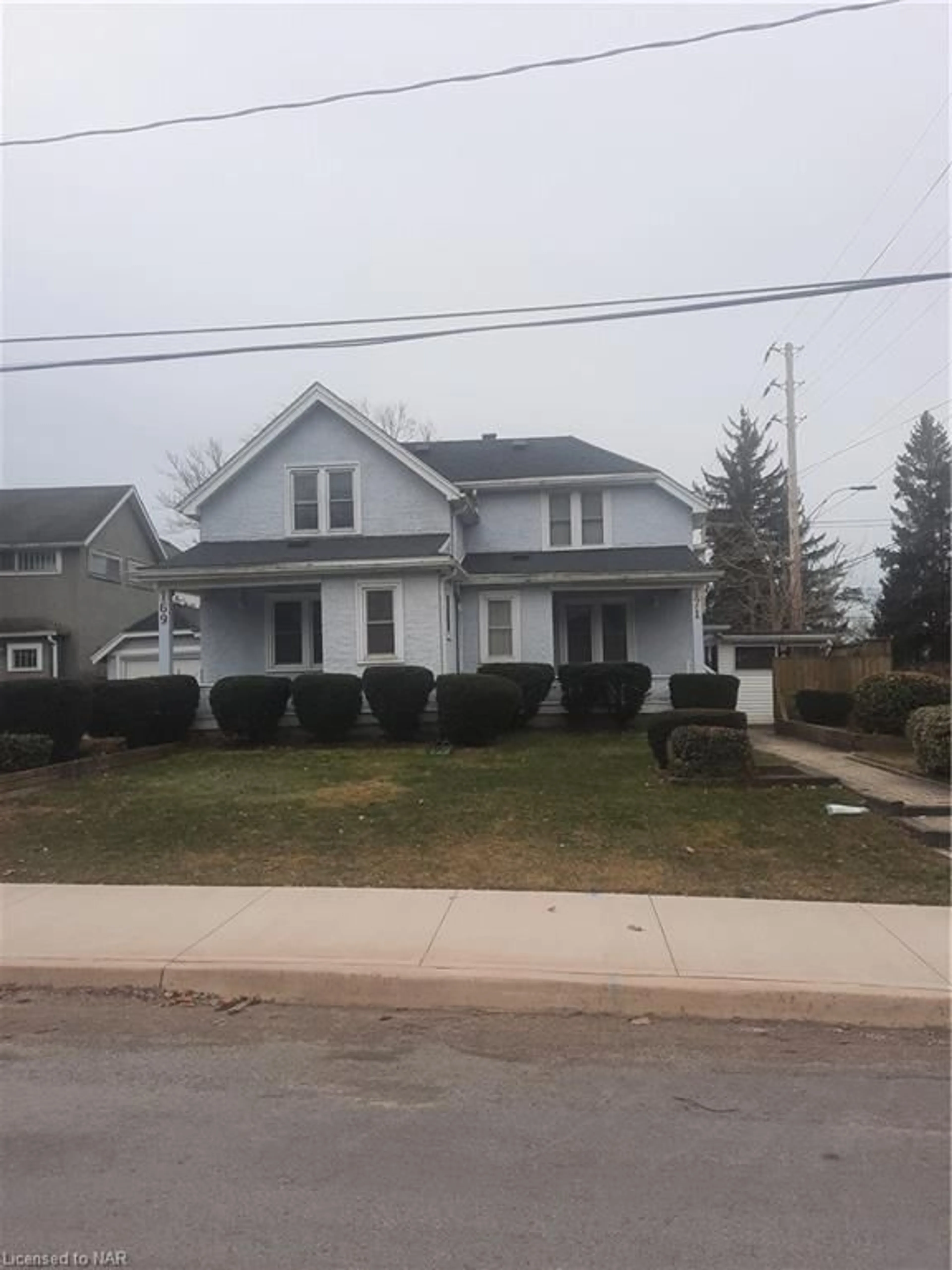 Frontside or backside of a home, the street view for 169-171 Merritt St, Welland Ontario L3C 4T7