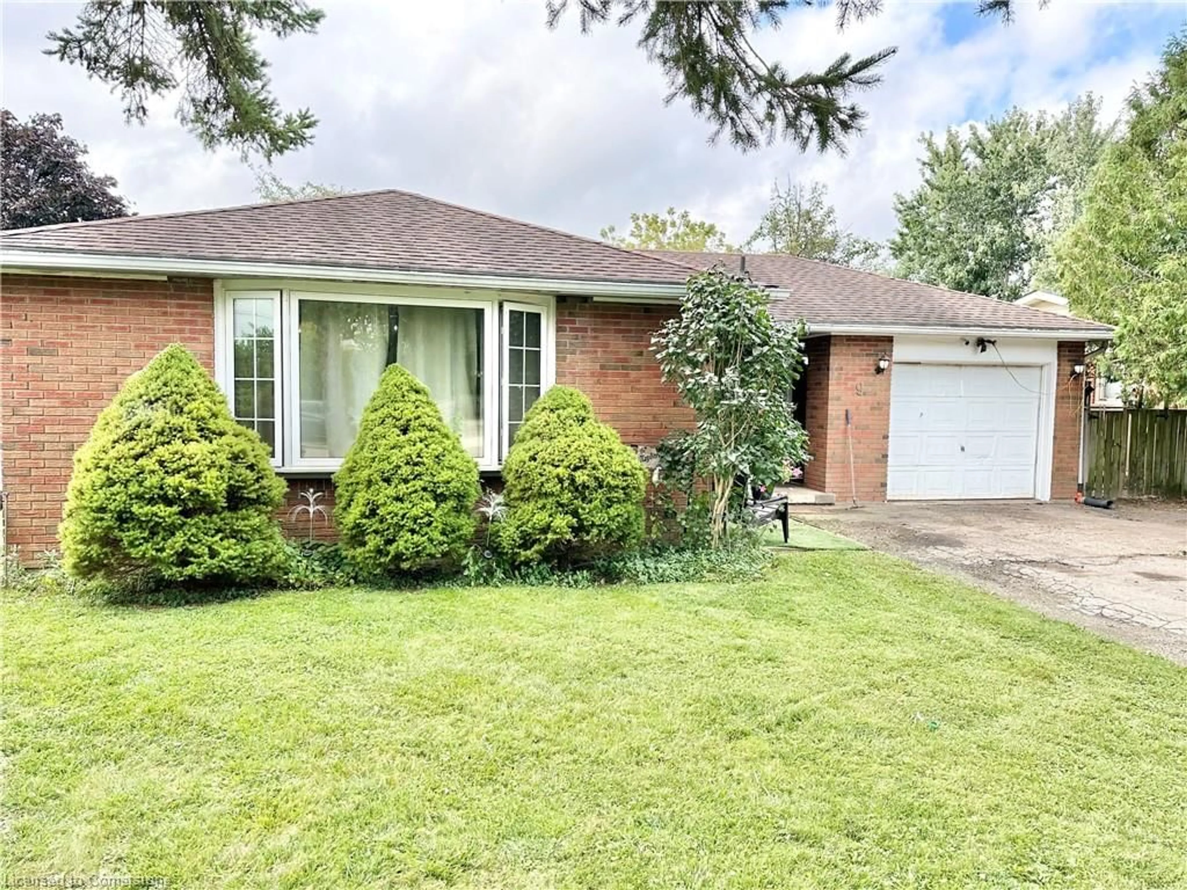 Frontside or backside of a home, cottage for 9 Lafayette St, Jarvis Ontario N0A 1J0