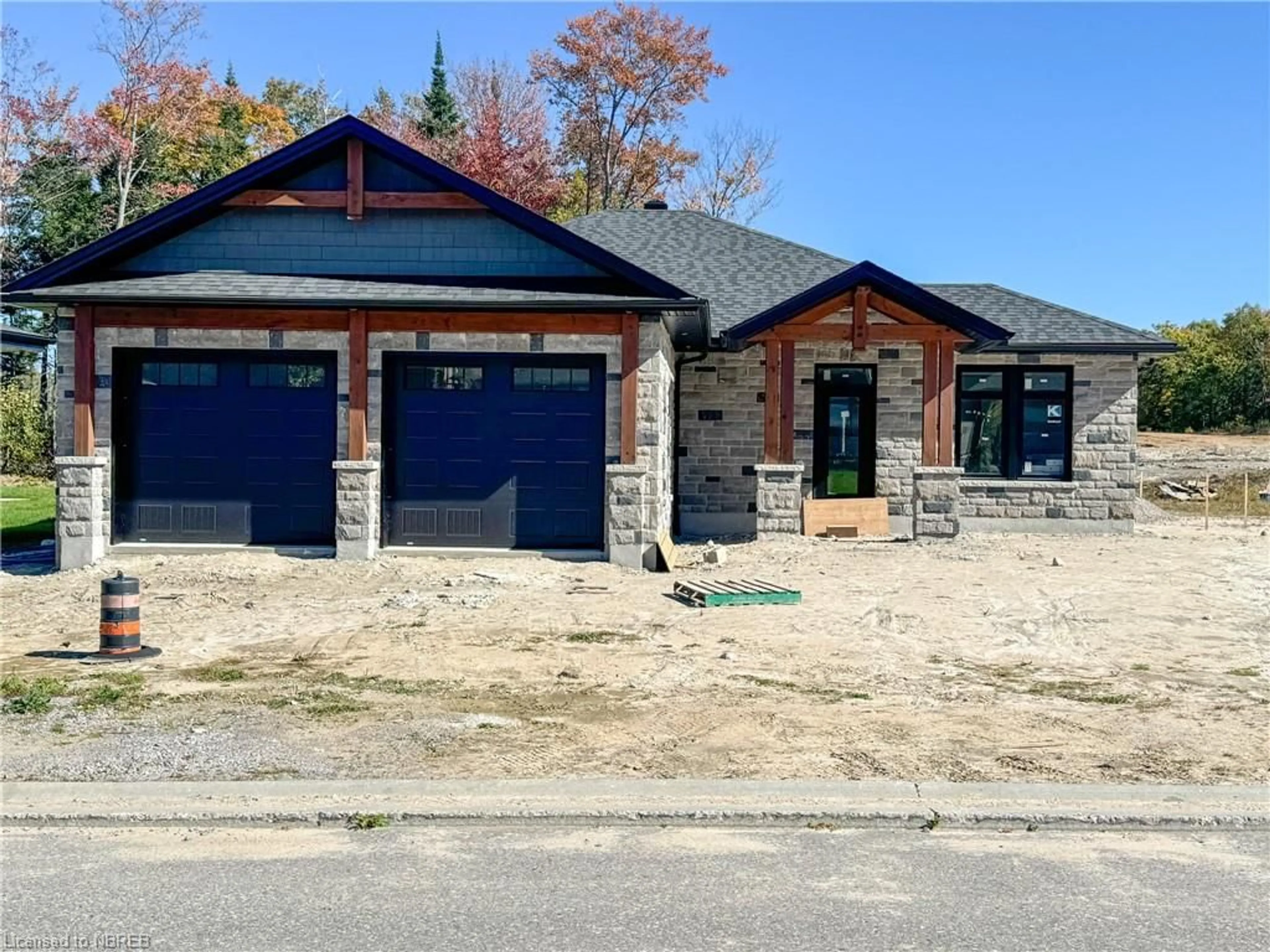 Frontside or backside of a home, cottage for 34 Sugarbush St, North Bay Ontario P1C 0A4