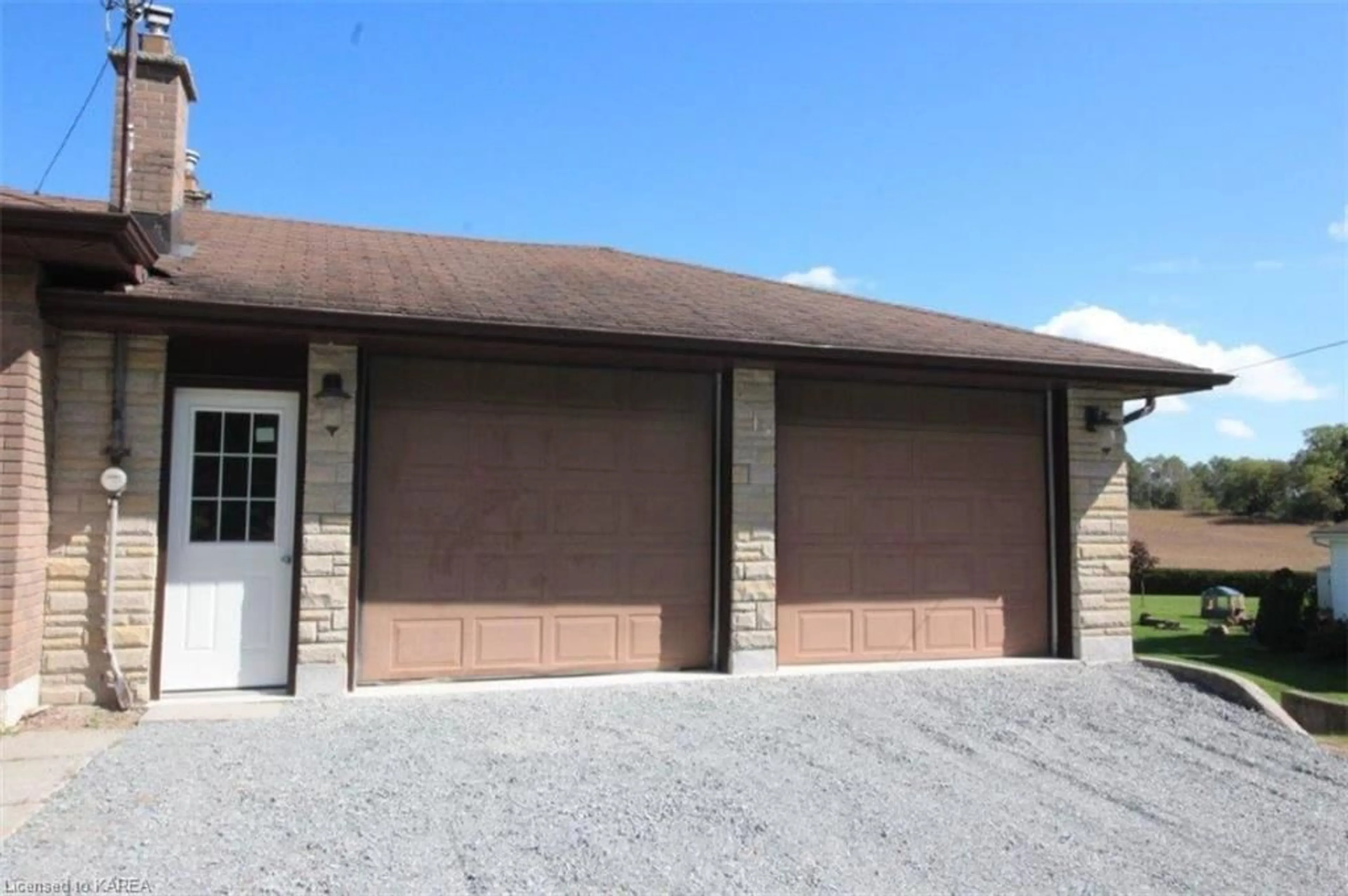 Indoor garage, cement floor for 1984 Downsview Dr, Glenburnie Ontario K0H 1S0