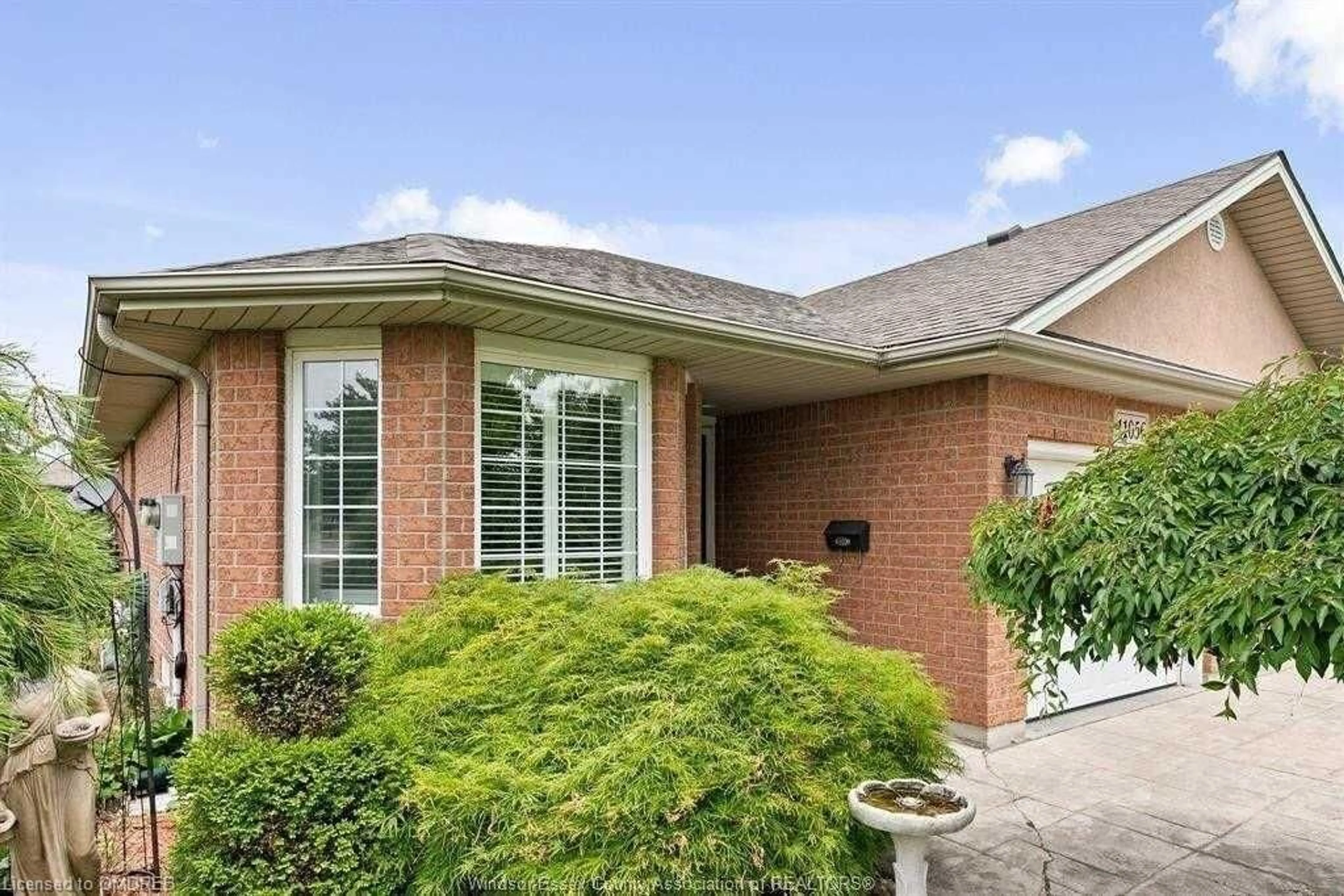 Home with brick exterior material for 11056 Firgrove Dr, Windsor Ontario N8P 1M4