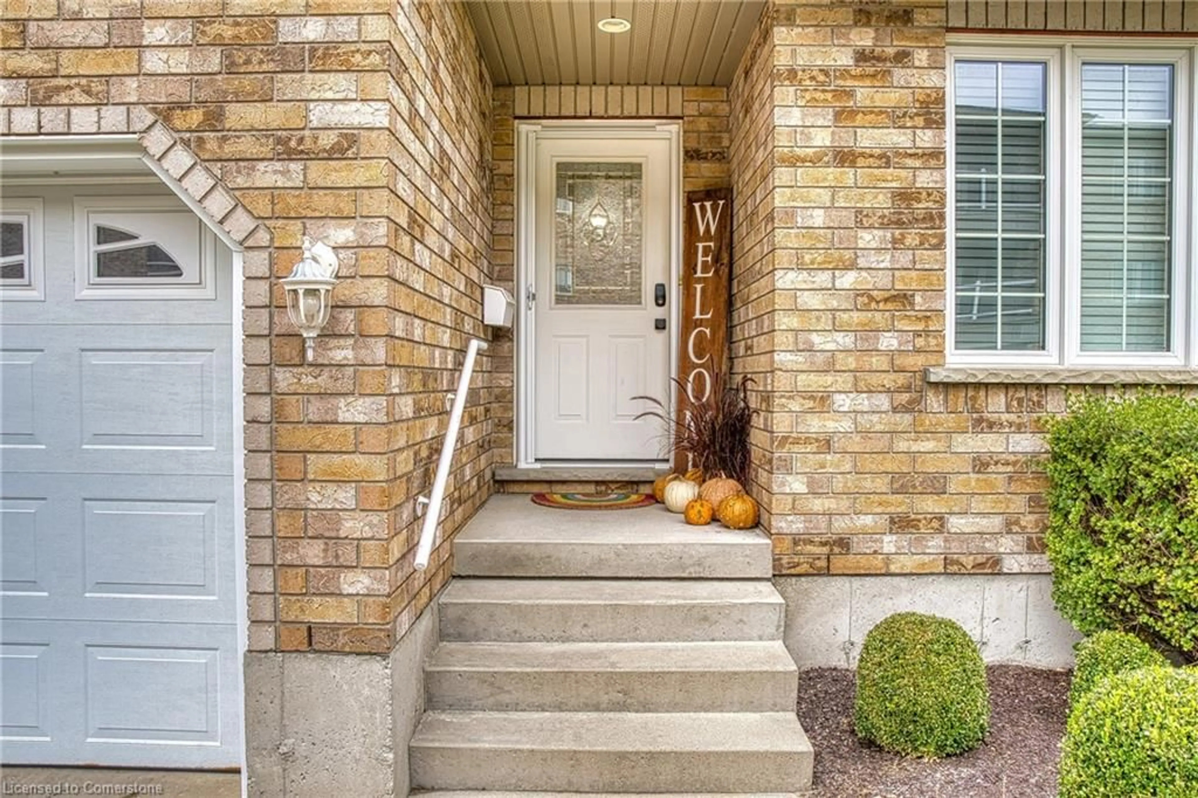 Indoor entryway, wood floors for 401 Birmingham St #A6, Mount Forest Ontario N0G 2L2