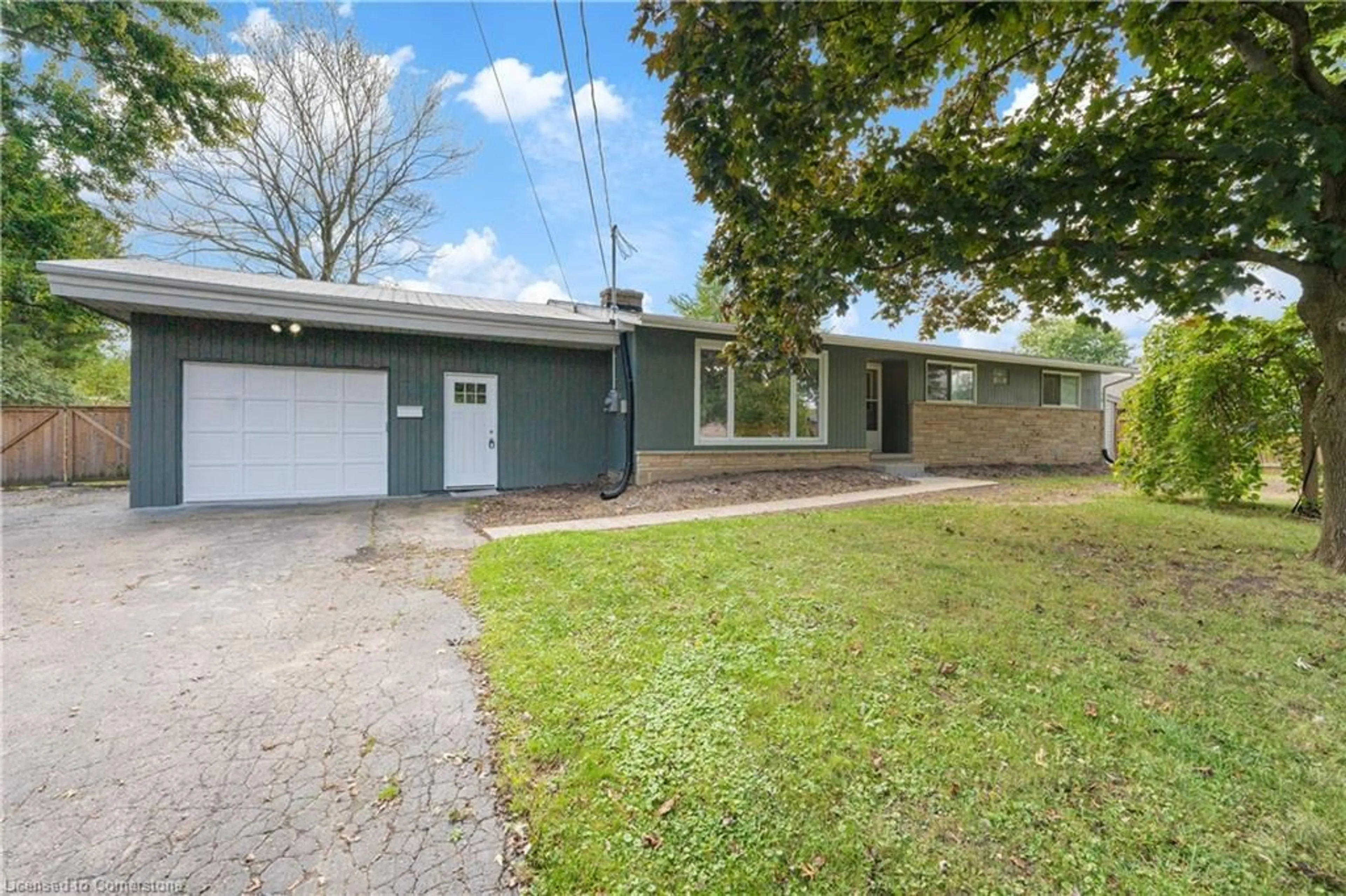 Frontside or backside of a home for 537 Forks Rd, Welland Ontario L3B 5K9