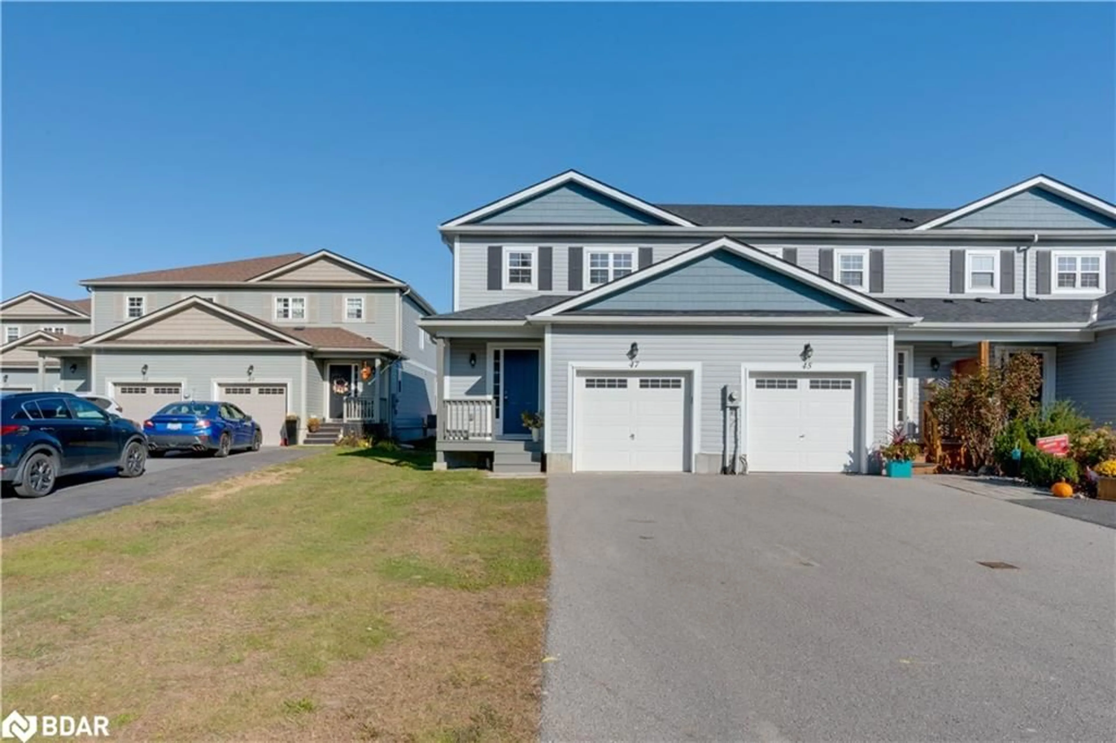 Frontside or backside of a home, the street view for 47 Little Ryans Way, Bracebridge Ontario P1L 0C3