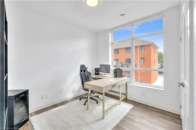 Additional property image - 399 Queen St S Unit 211