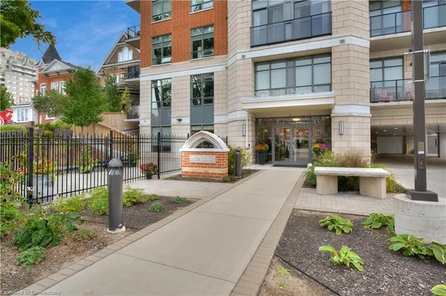 Additional property image - 399 Queen St S Unit 211