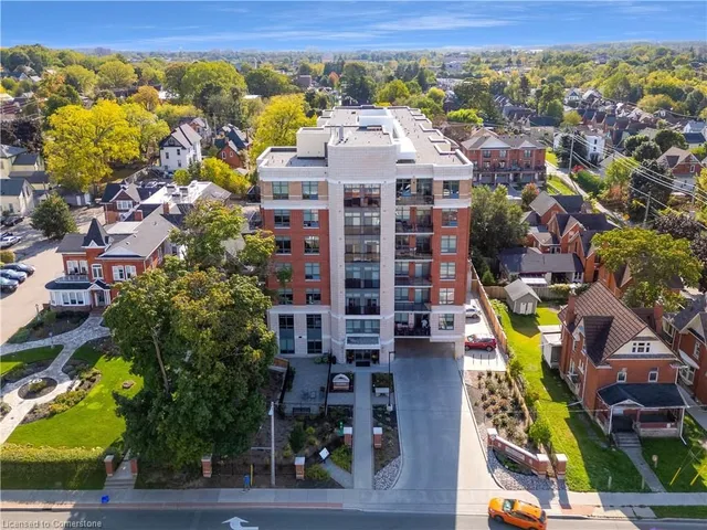 Additional property image - 399 Queen St S Unit 211