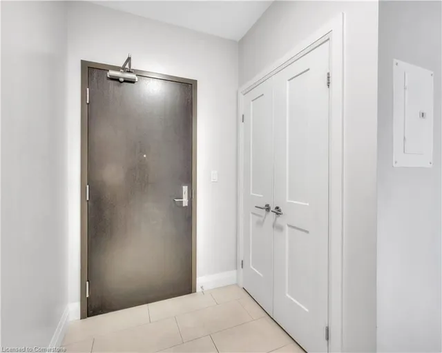 Additional property image - 399 Queen St S Unit 211