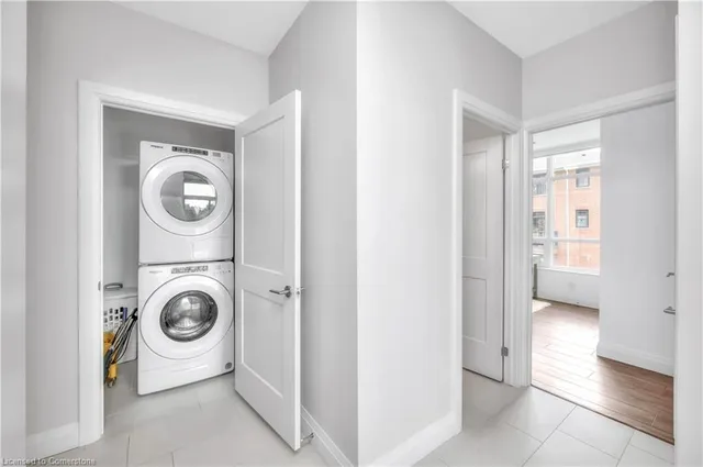 Additional property image - 399 Queen St S Unit 211