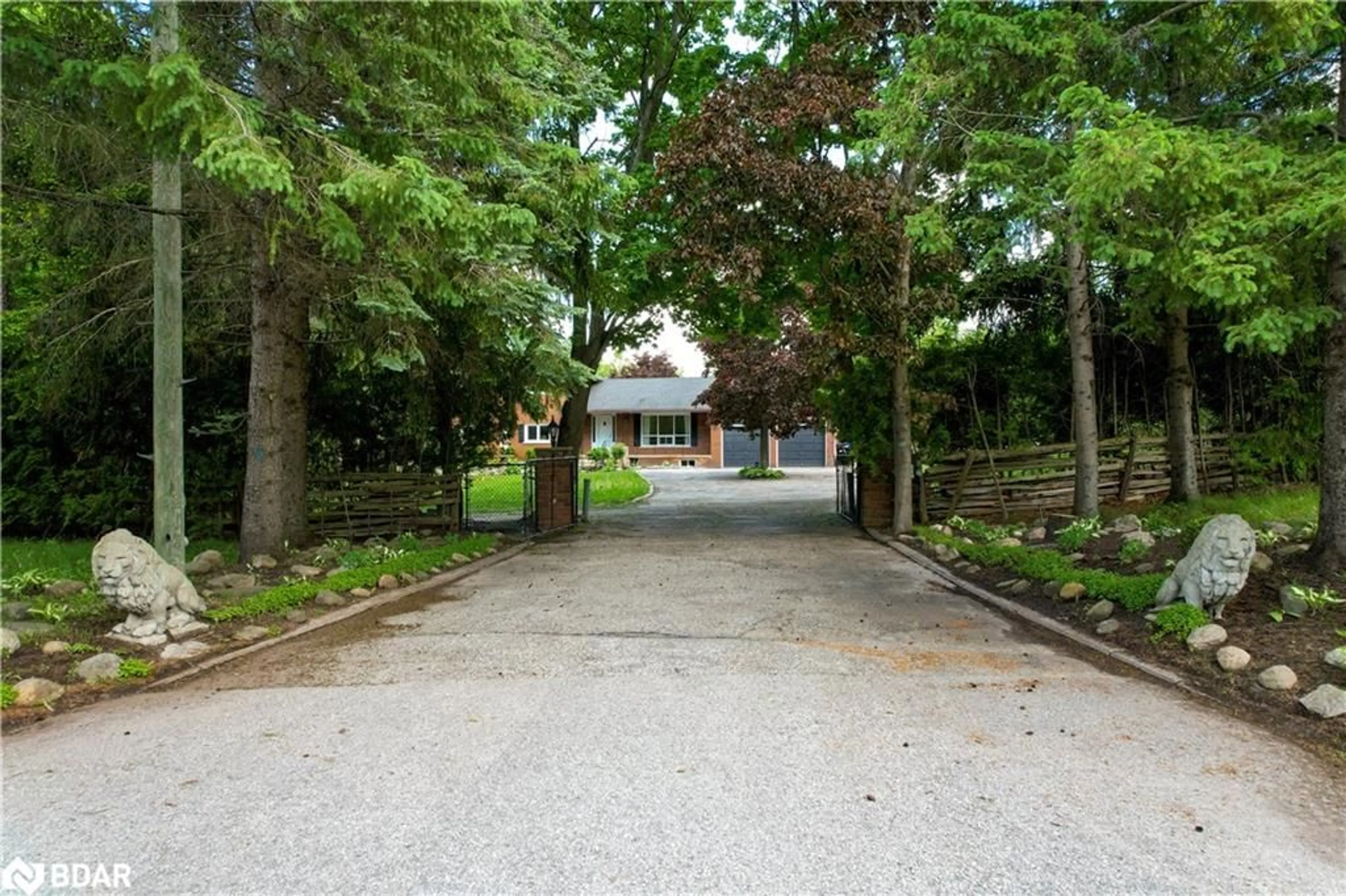 Street view for 4175 5th Sideroad, Bradford West Gwillimbury Ontario L0L 1L0