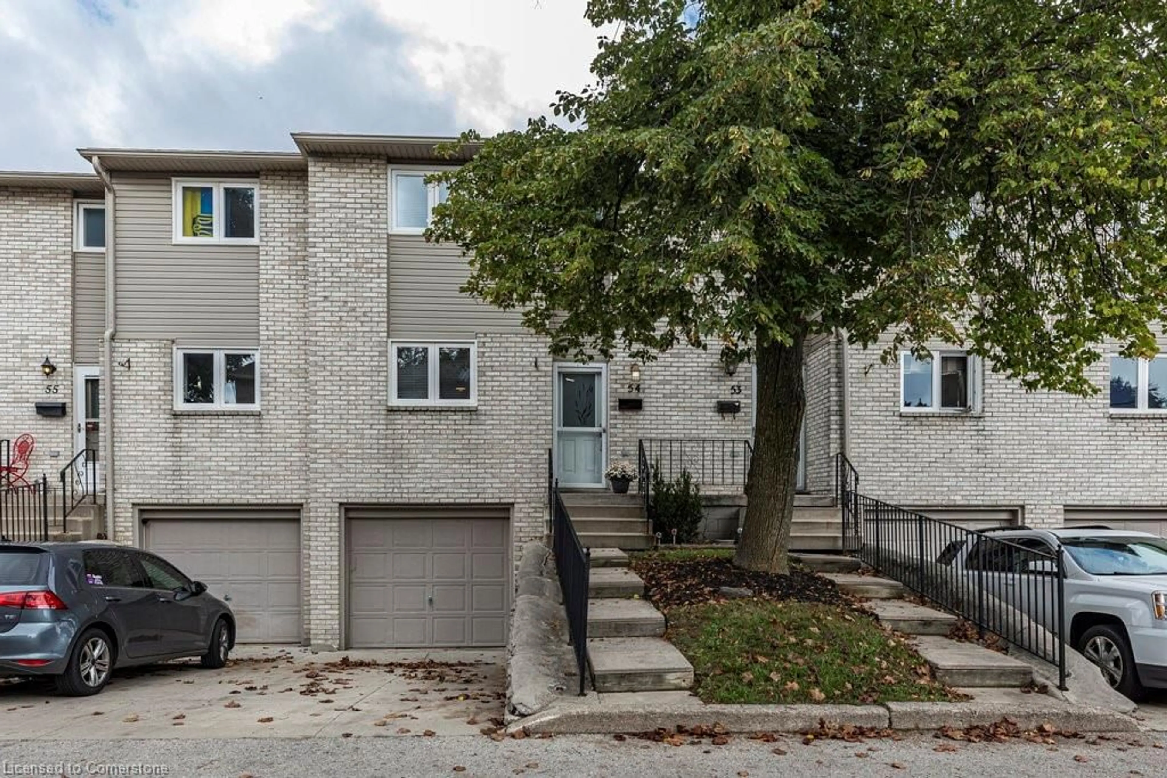 A pic from exterior of the house or condo for 33 Rochelle Ave #54, Hamilton Ontario L8W 1P9