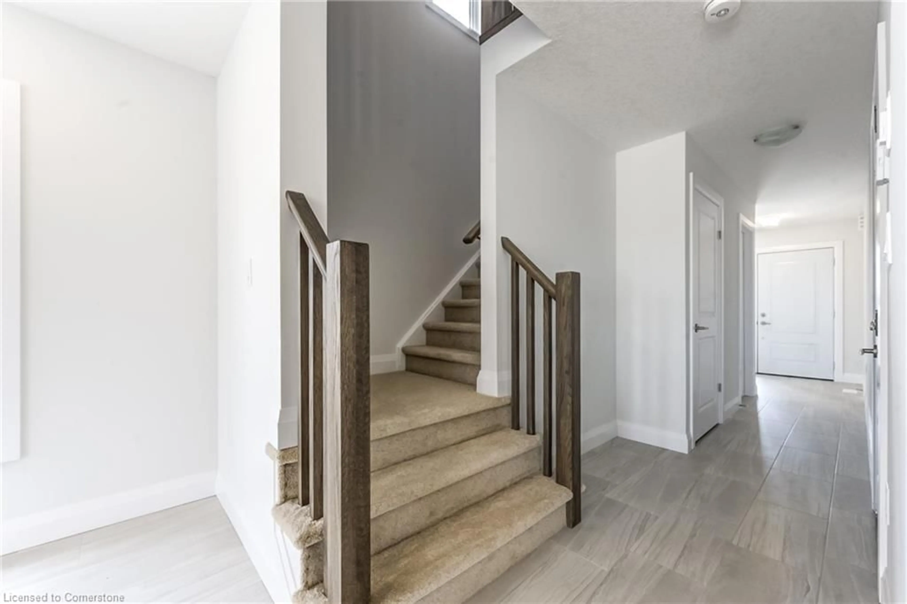 Stairs for 1501 Dunkirk Ave, Woodstock Ontario N4T 0L1