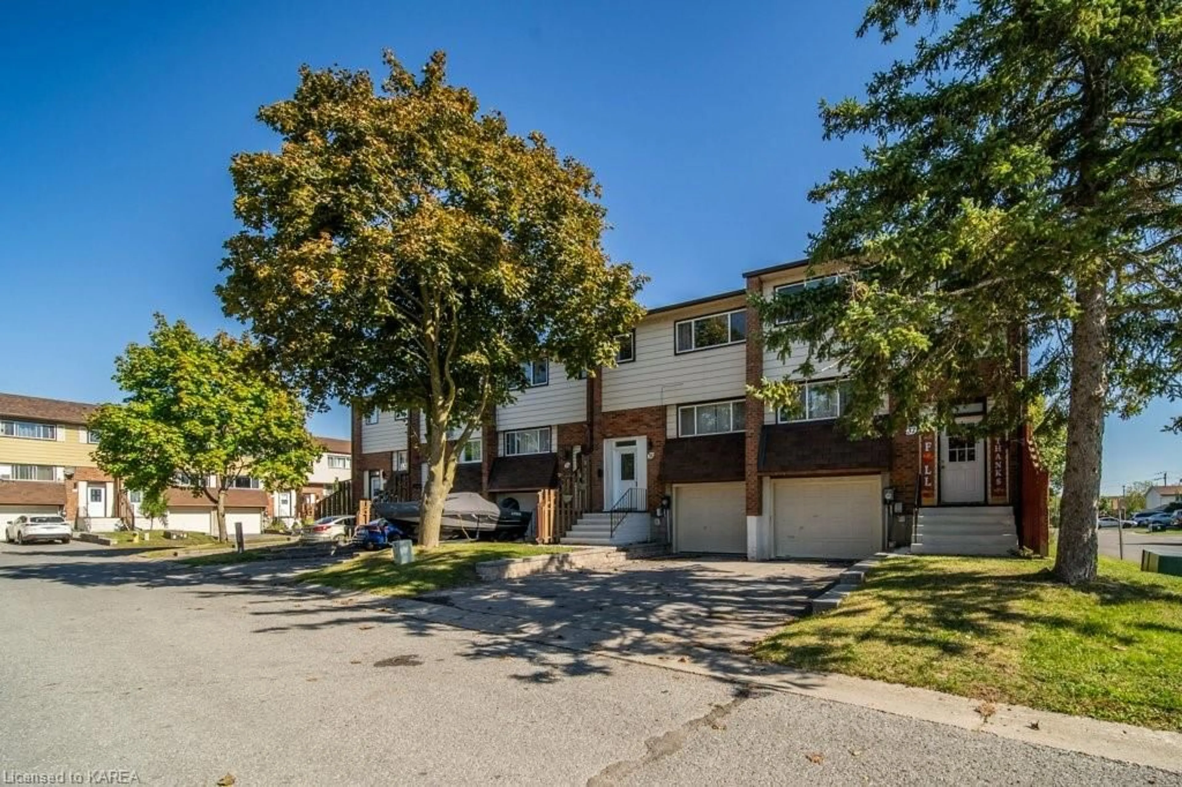 A pic from exterior of the house or condo, the street view for 36 Meadow Lane, Napanee Ontario K7R 3R8